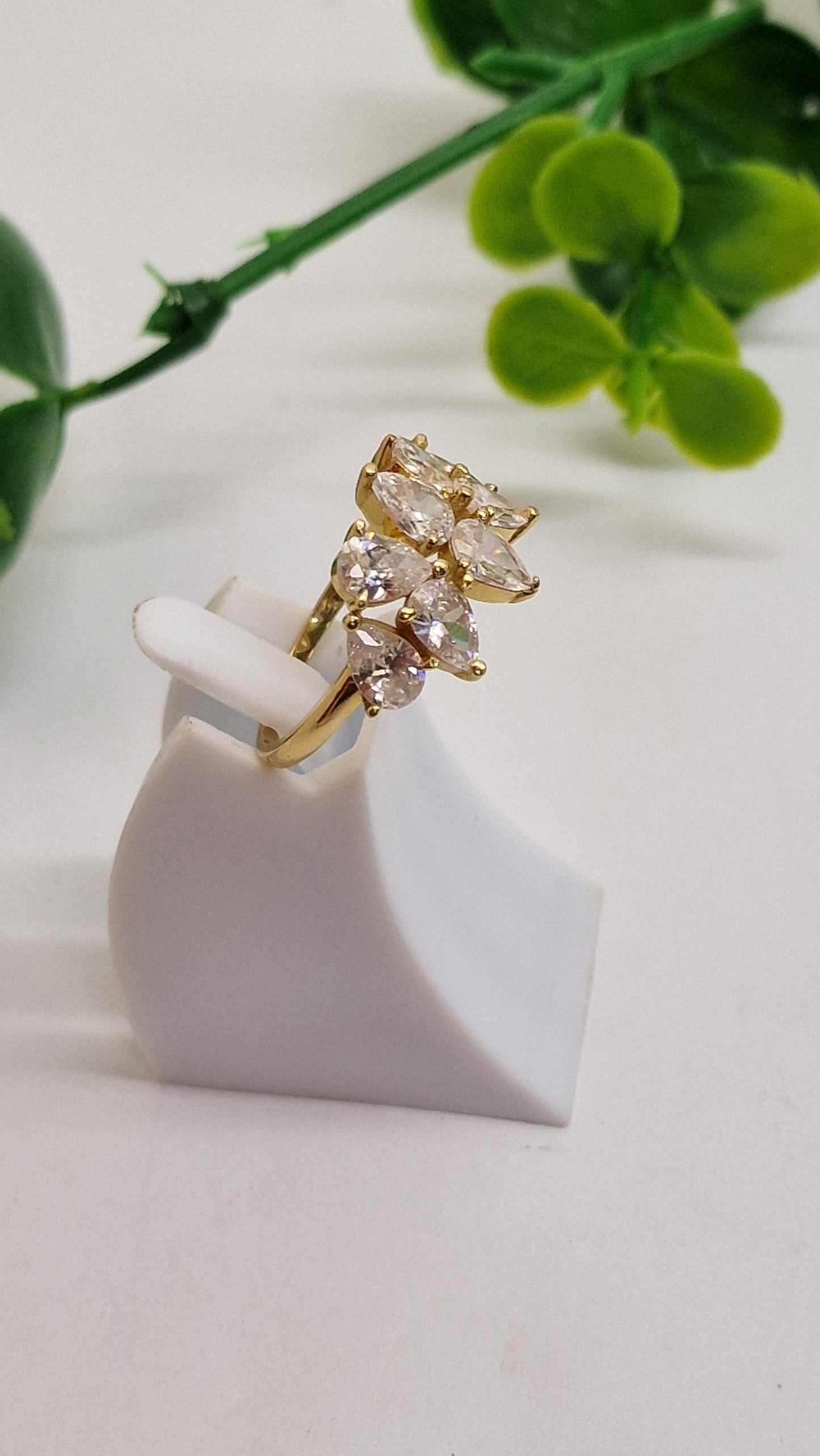 Bague en Or Jaune 18K avec Oxyde de Zirconium