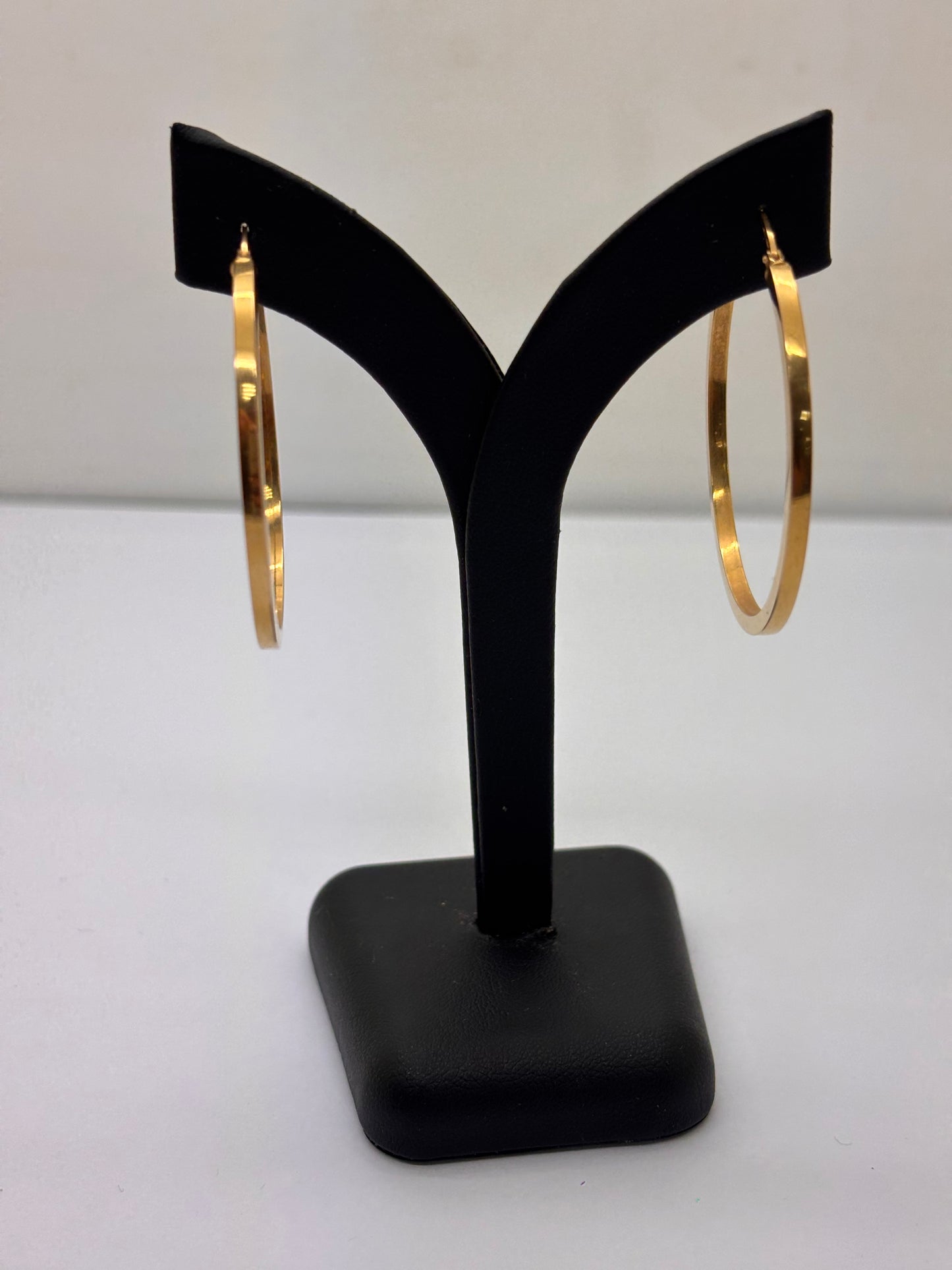 Créoles en or jaune 18K 4 Grs