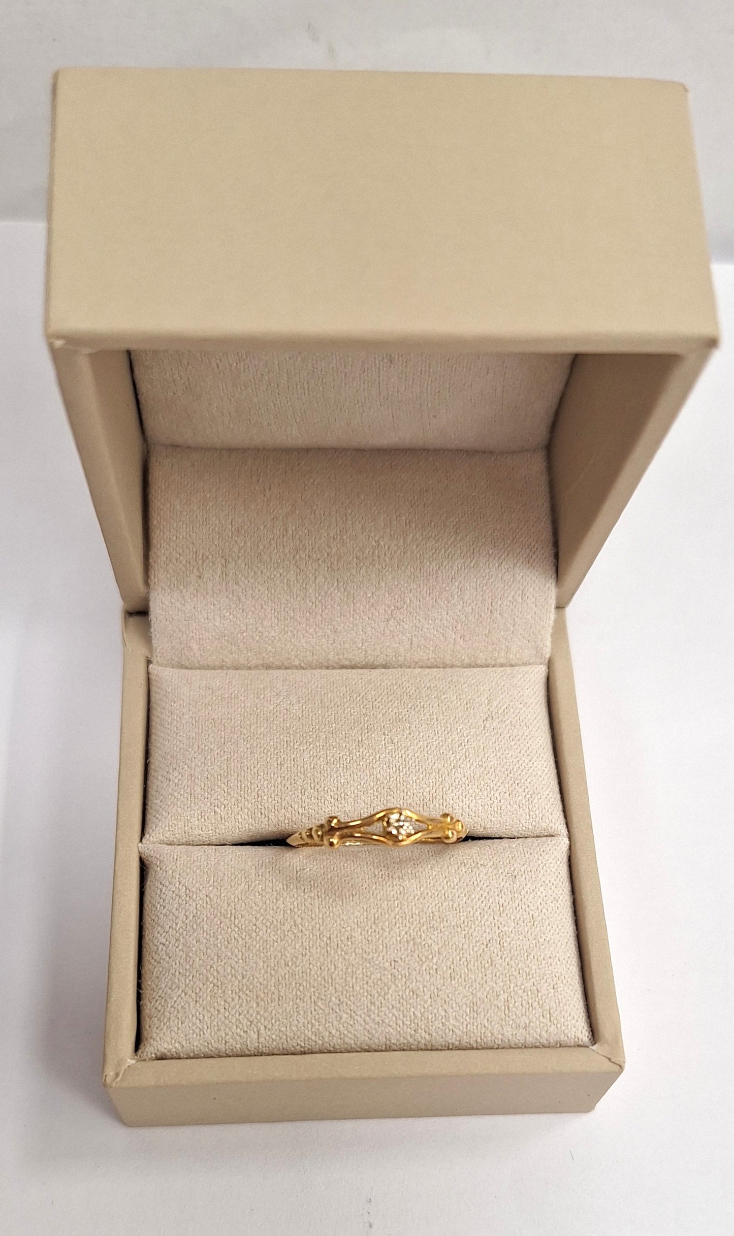Solitaire en Or Jaune 18K avec Diamant 0.02ct
