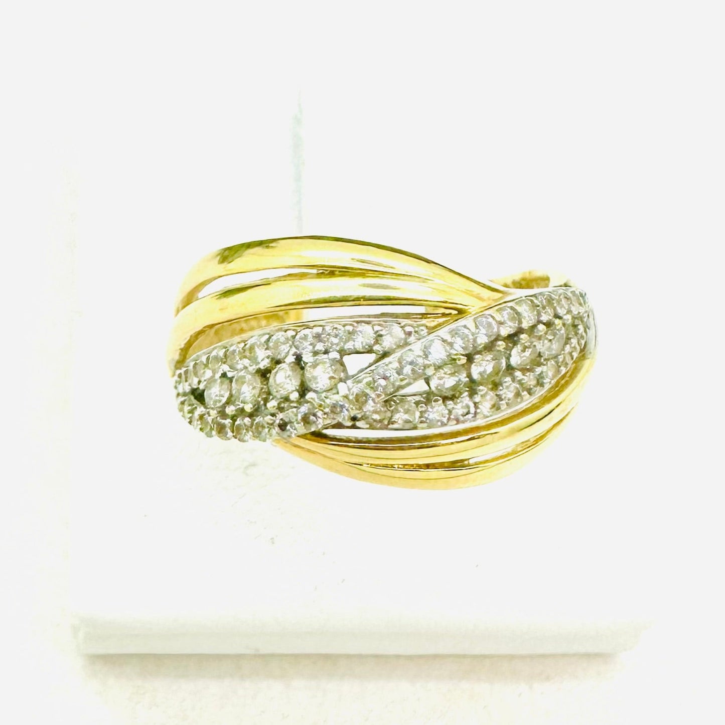 Bague croisée or avec oxydes