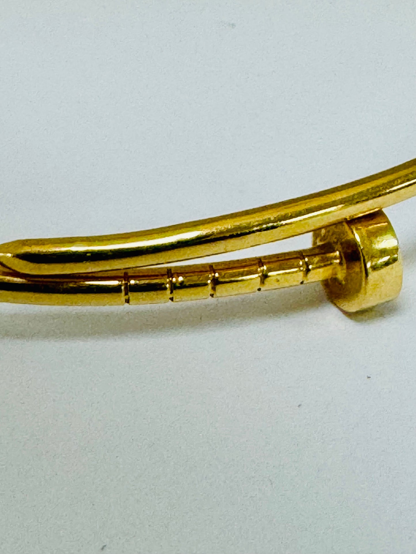 Bracelet clou en or jaune 18K 6.02 Grs
