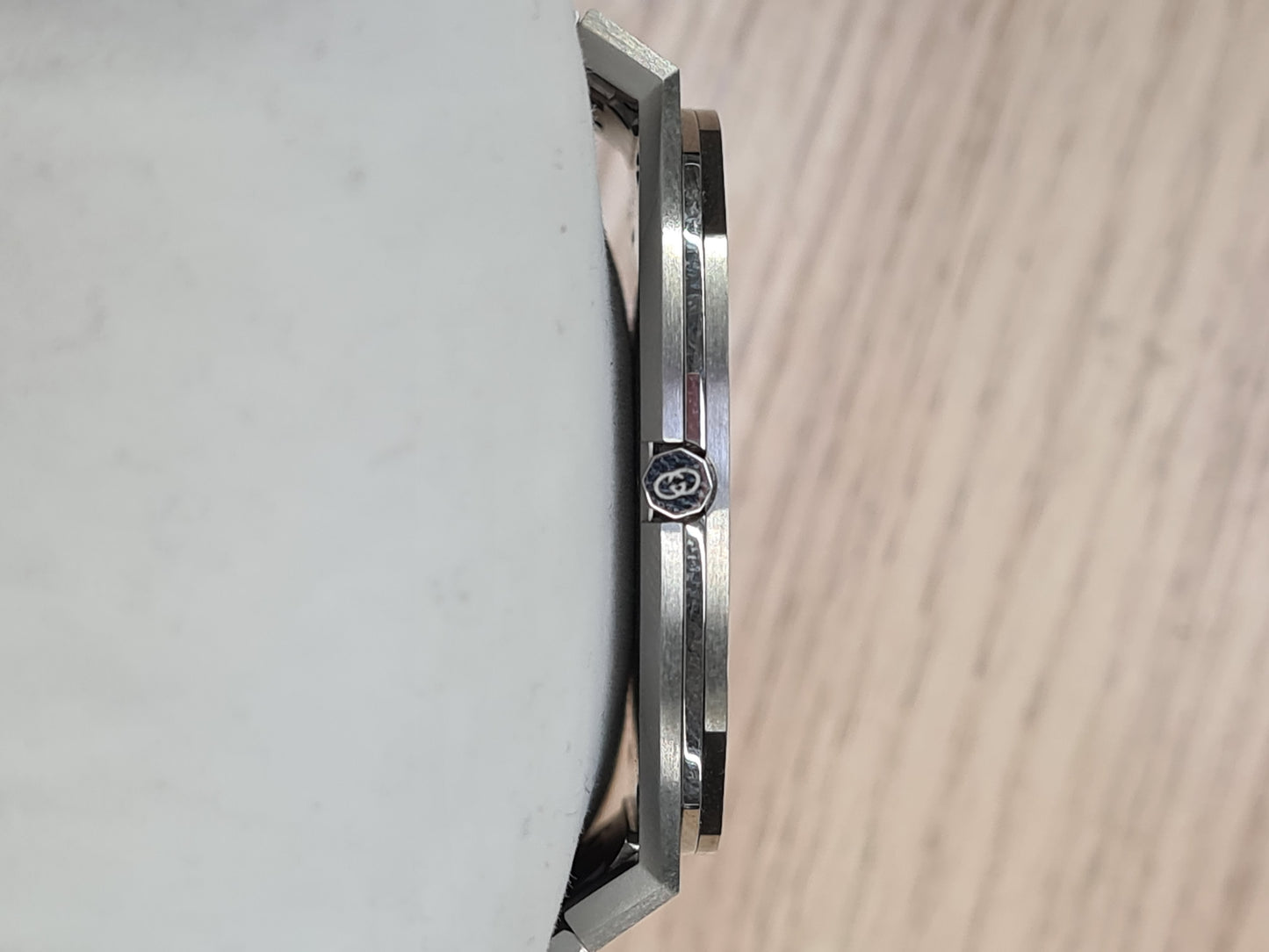 Montre Gucci 25H 38mm 2022 Acier Saphir
