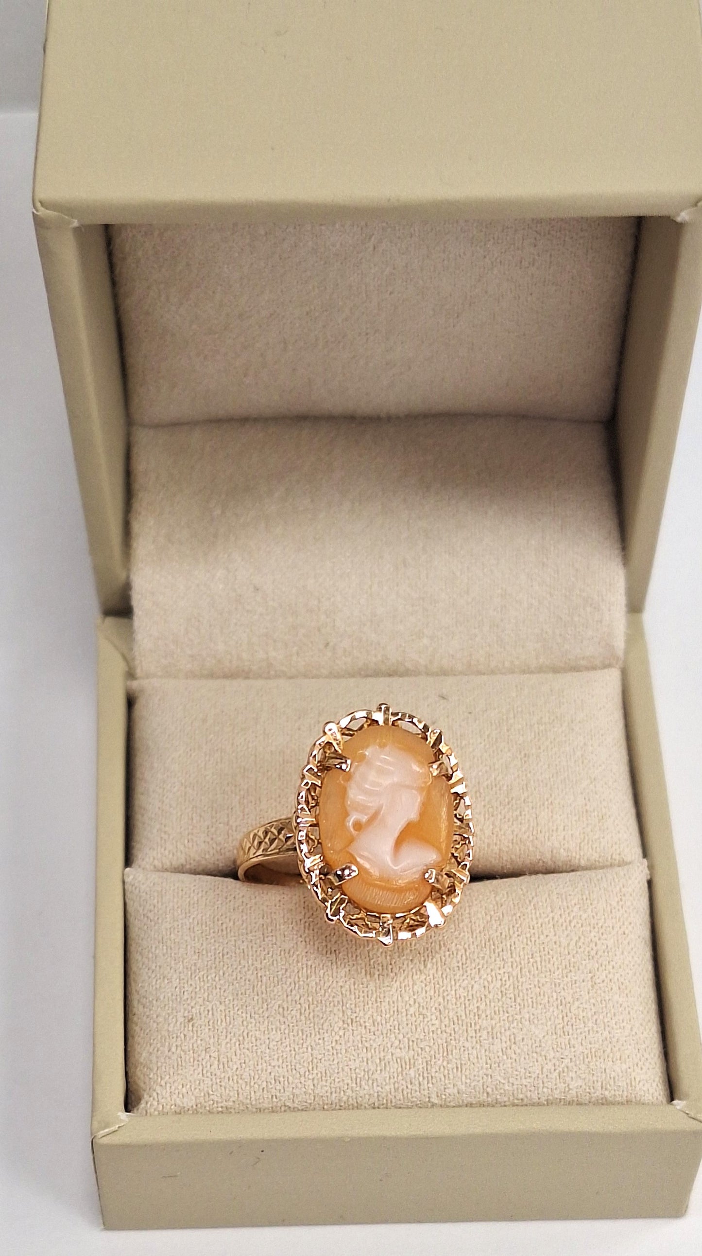 Bague Camée Or Jaune 18K Taille 50