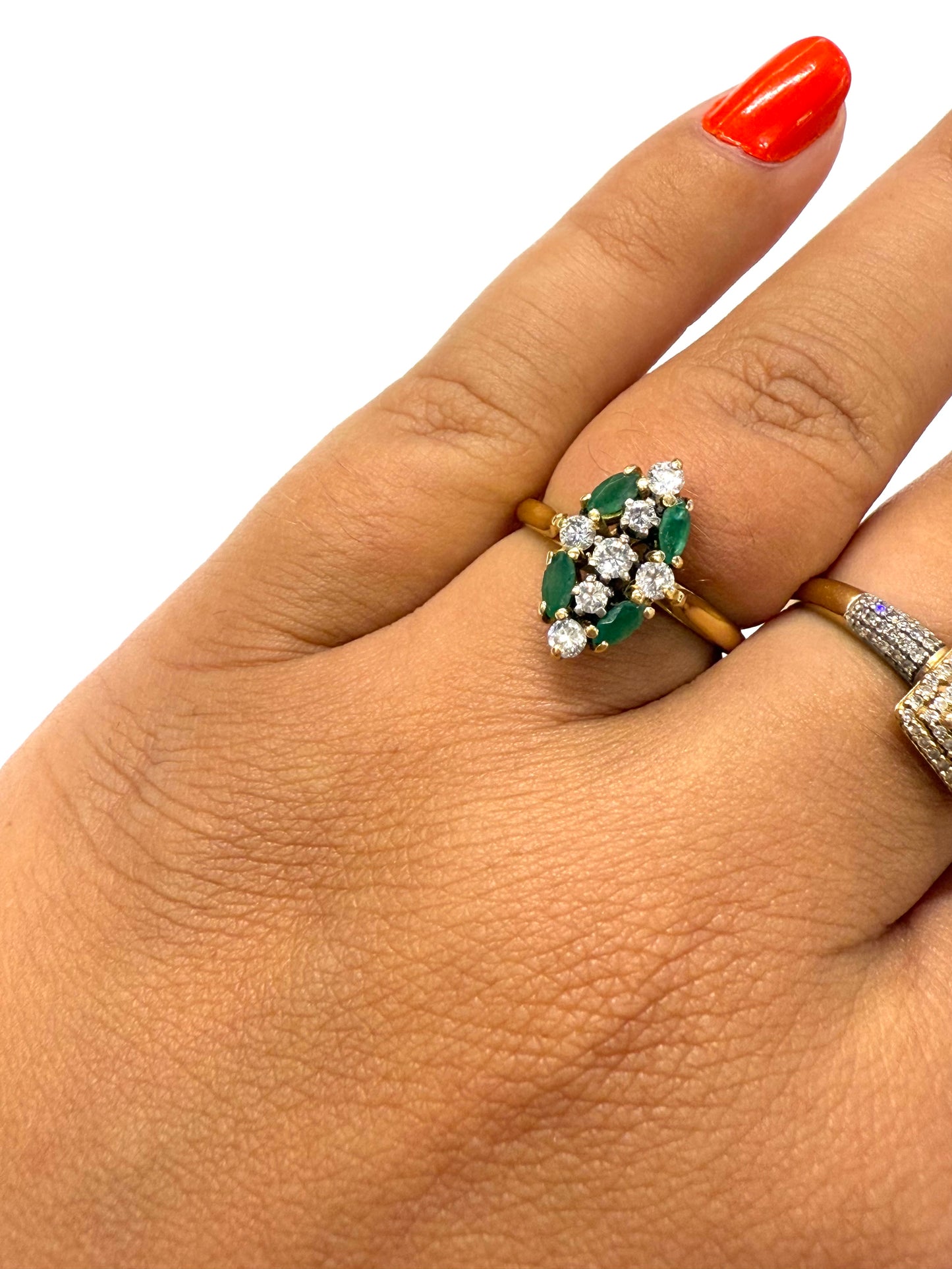 Bague en Or jaune 18k avec diamants et émeraudes