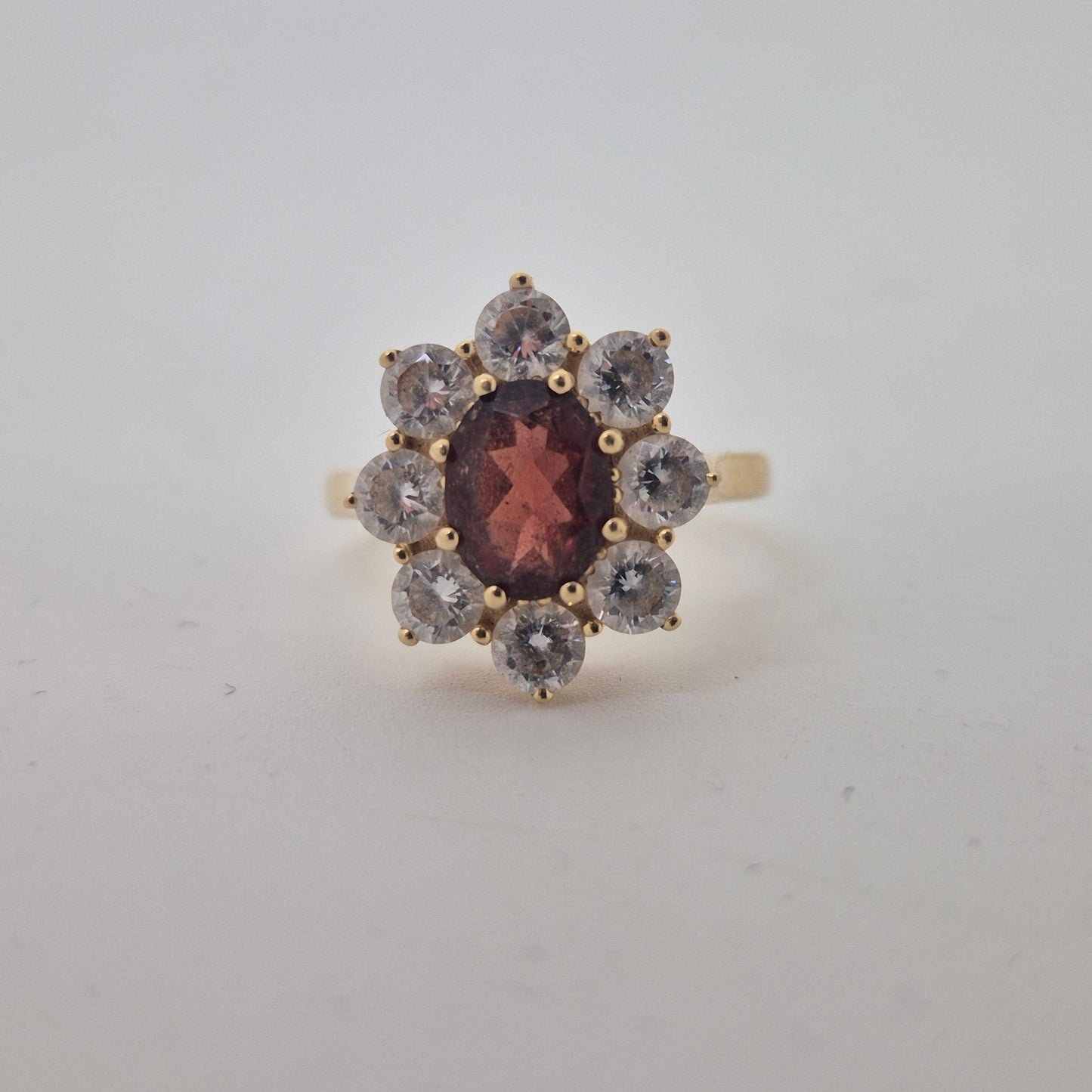 Bague Marguerite en Or Jaune 18K avec Diamants