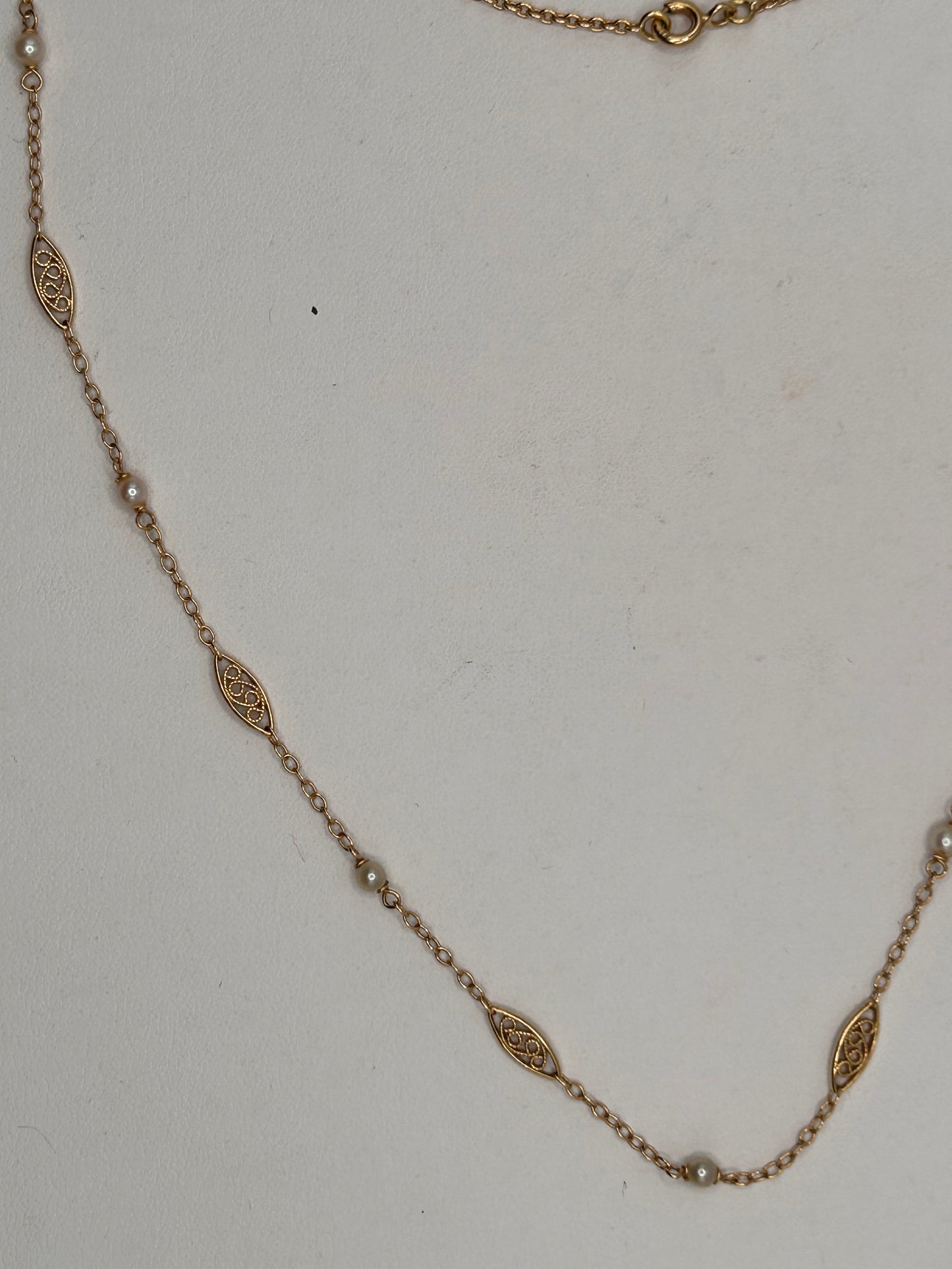 Collier Ras du Cou Or Jaune 750 et Perles Fines