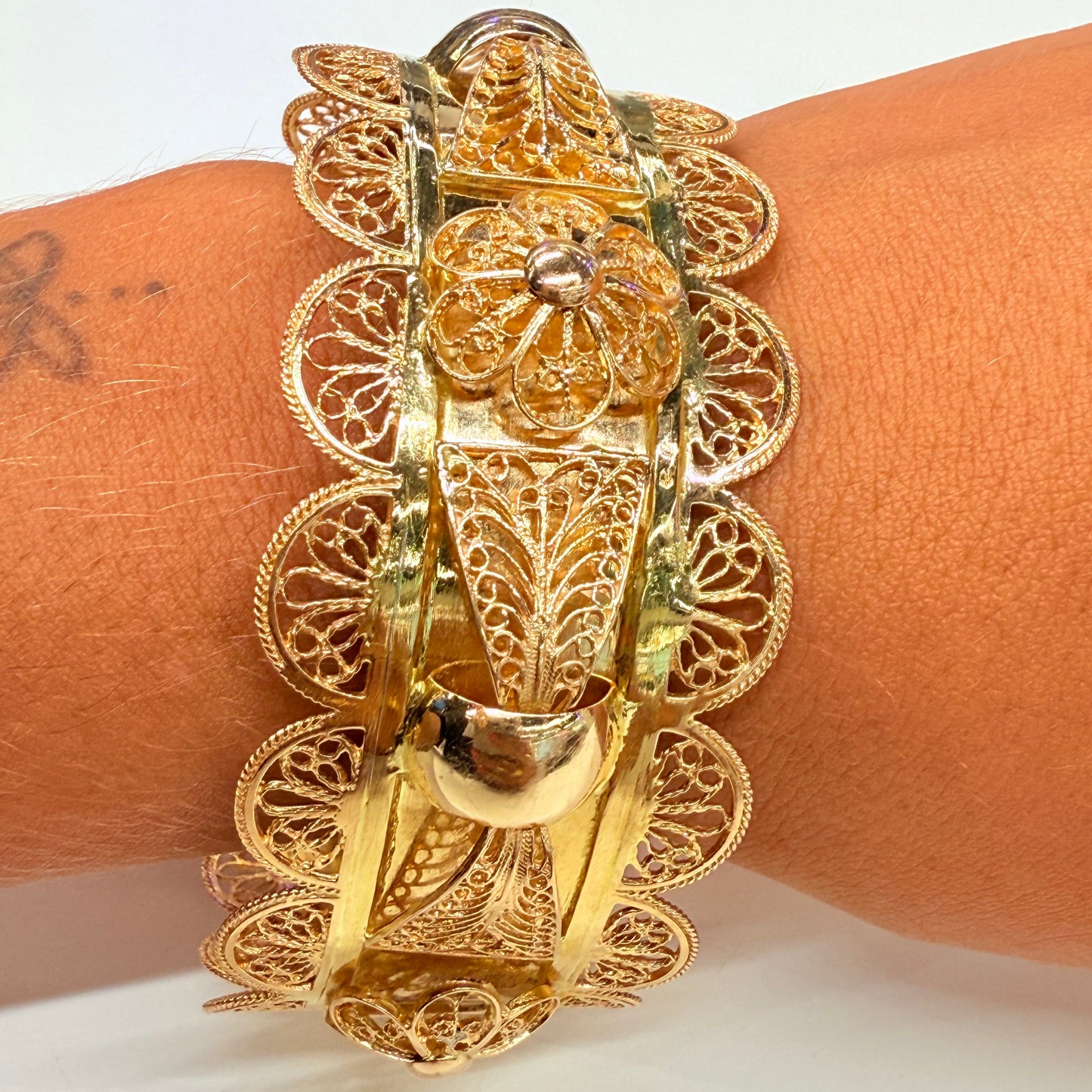 Bracelet Manchette Or Jaune 18K 43.07 Grs