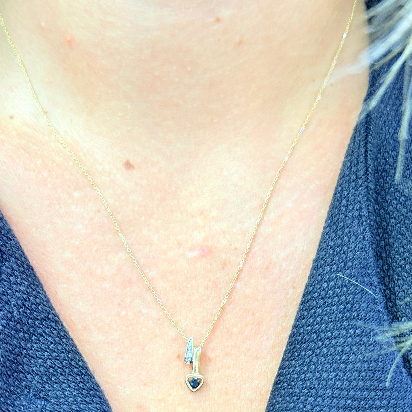Collier Princesse Or Jaune et Blanc 18k avec Saphir et Diamant 1.81 Grs