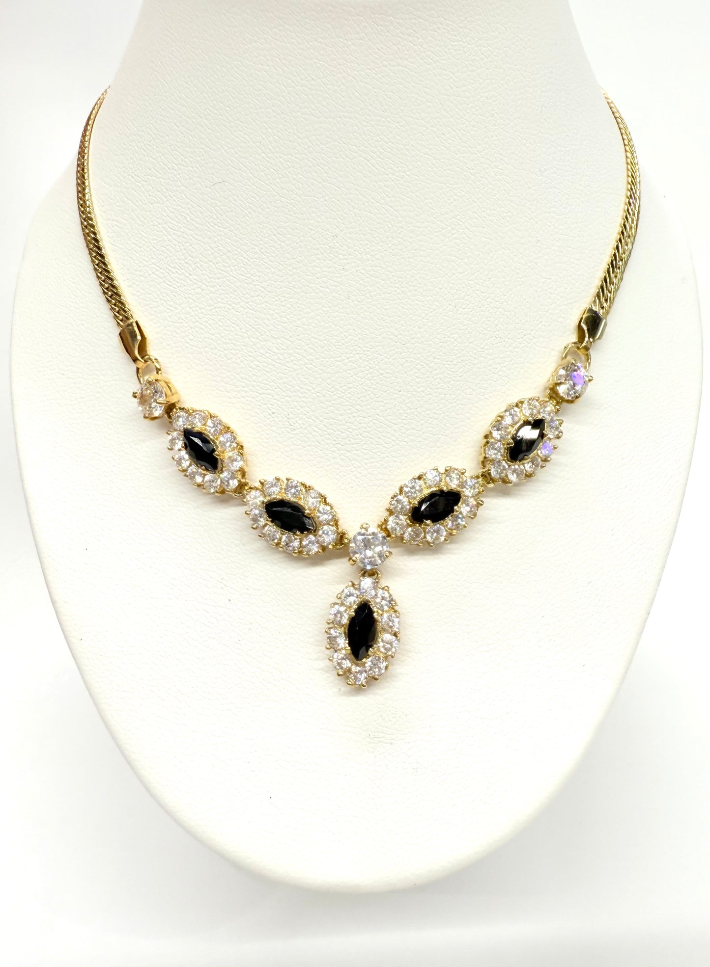 Parure 18K Collier, Bracelet et Boucles d'oreille Saphirs et Zirconiums