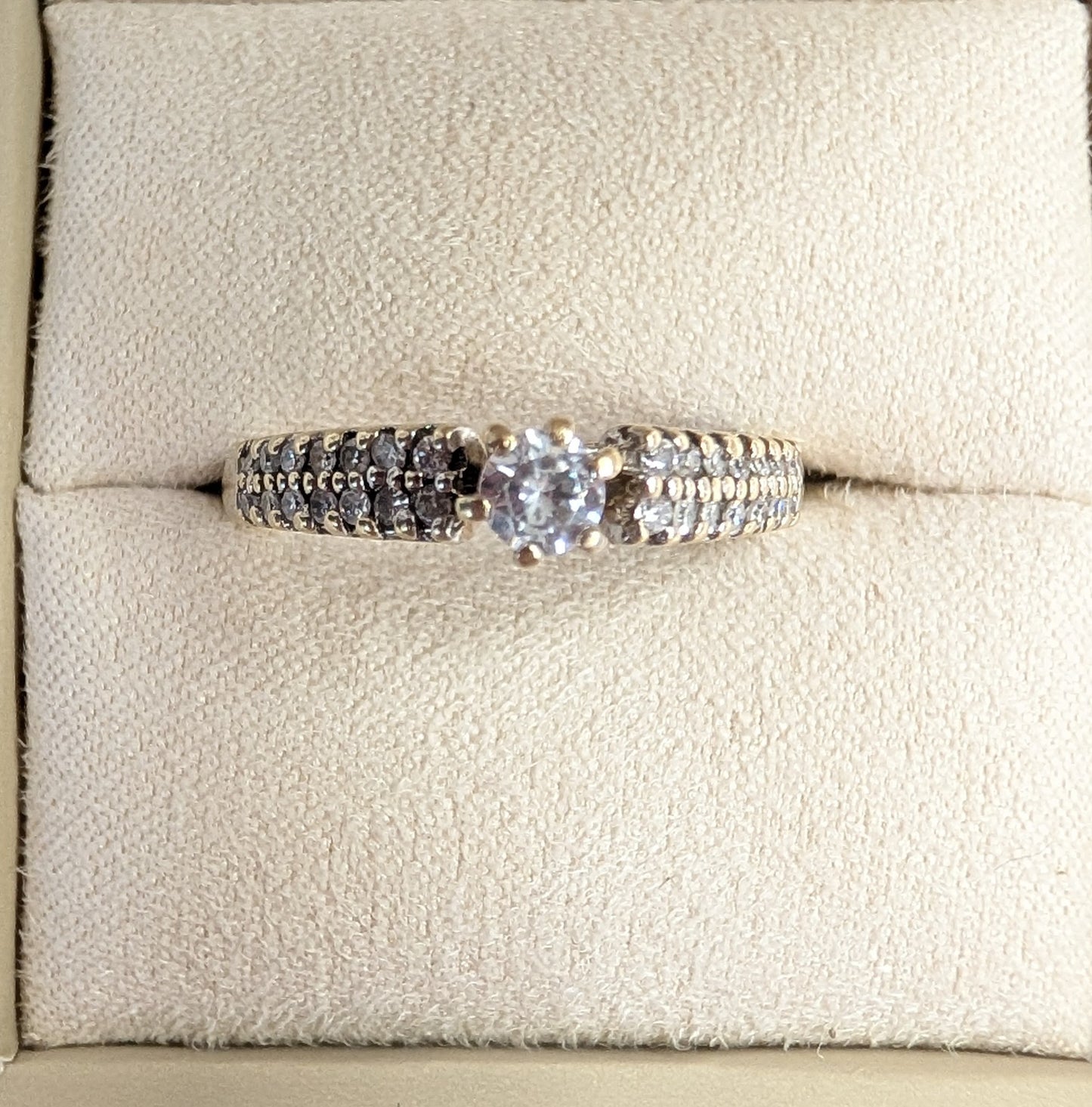 Bague Solitaire Or Blanc 18K 4.95 Grs - Taille 54