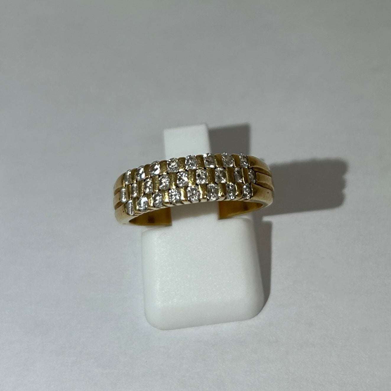 Bague Demi Tour en Or Jaune 18K avec Diamants 5.40 Grs Taille 50