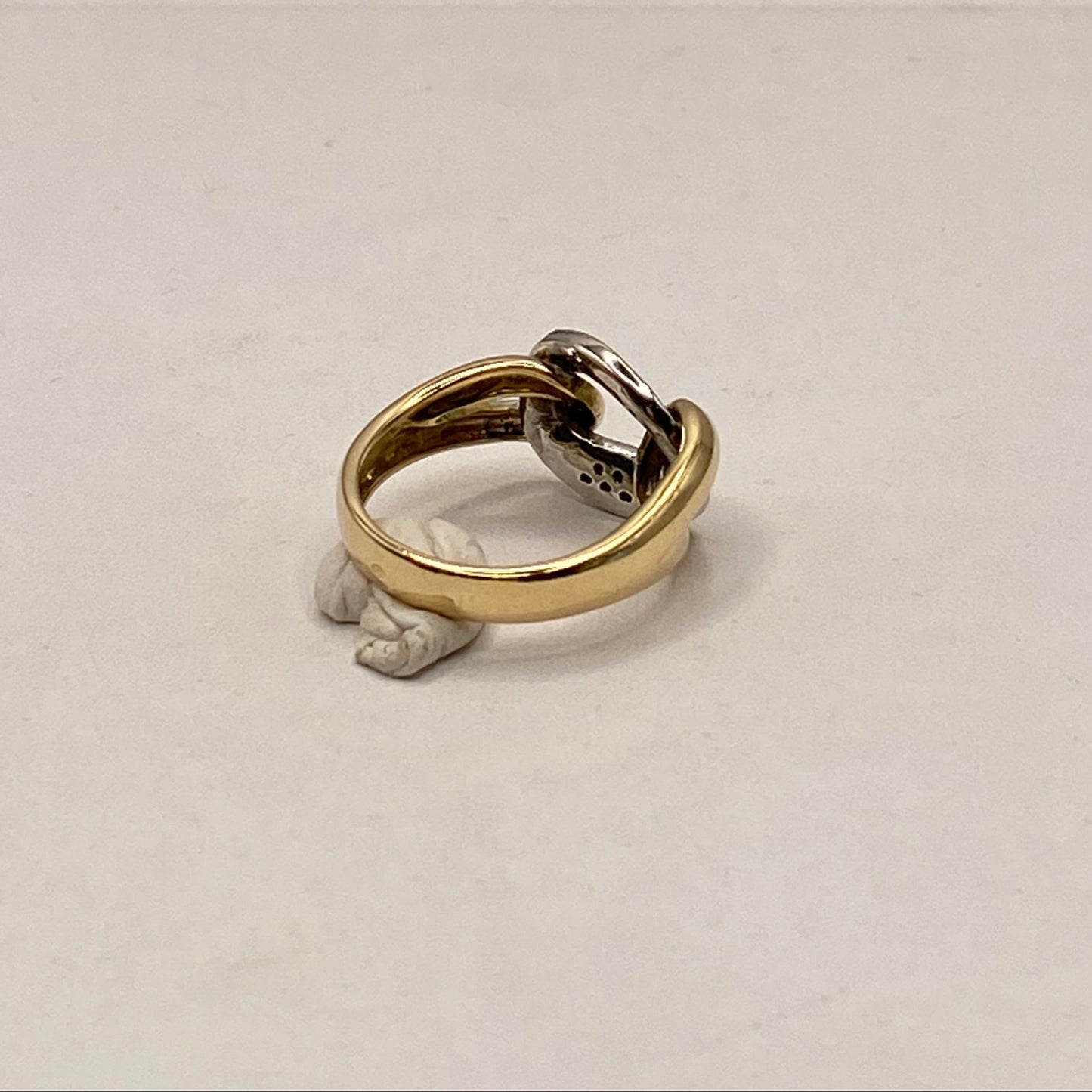 Bague en Or Jaune et Blanc 18K avec 26 diamants 6.67 Grs - Taille 55