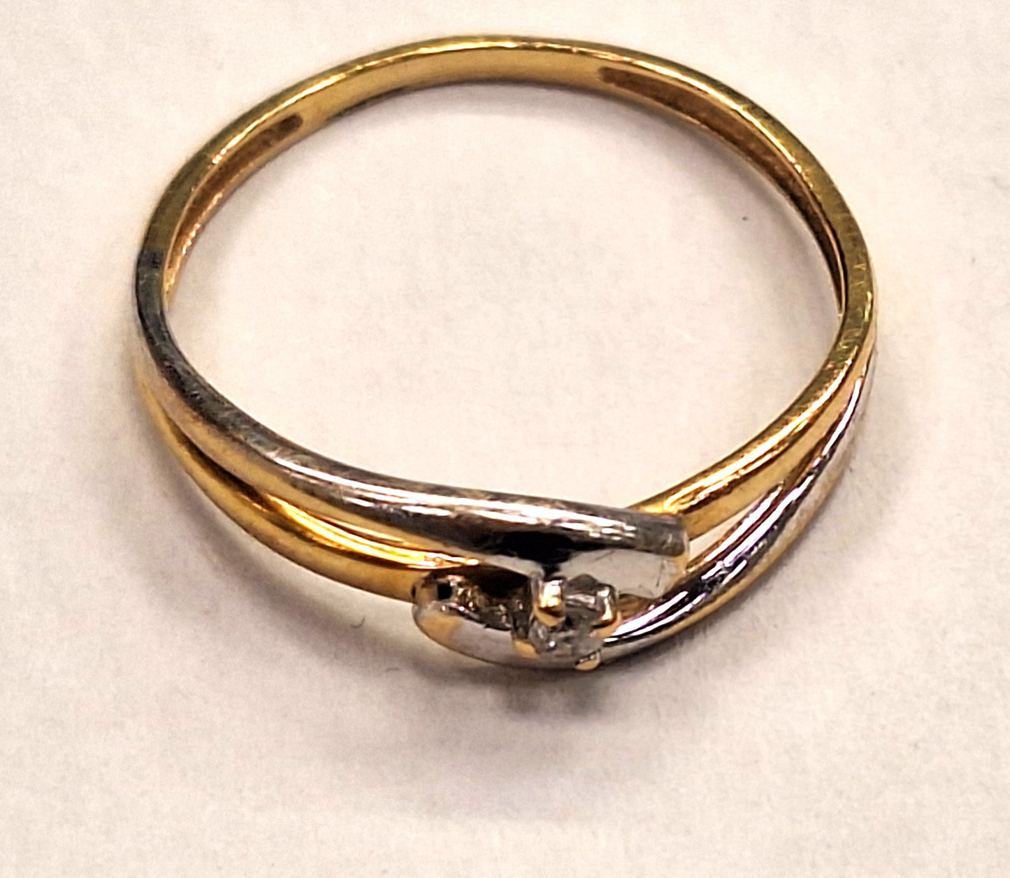 Solitaire en Or Jaune 18K avec Diamant 0.02ct