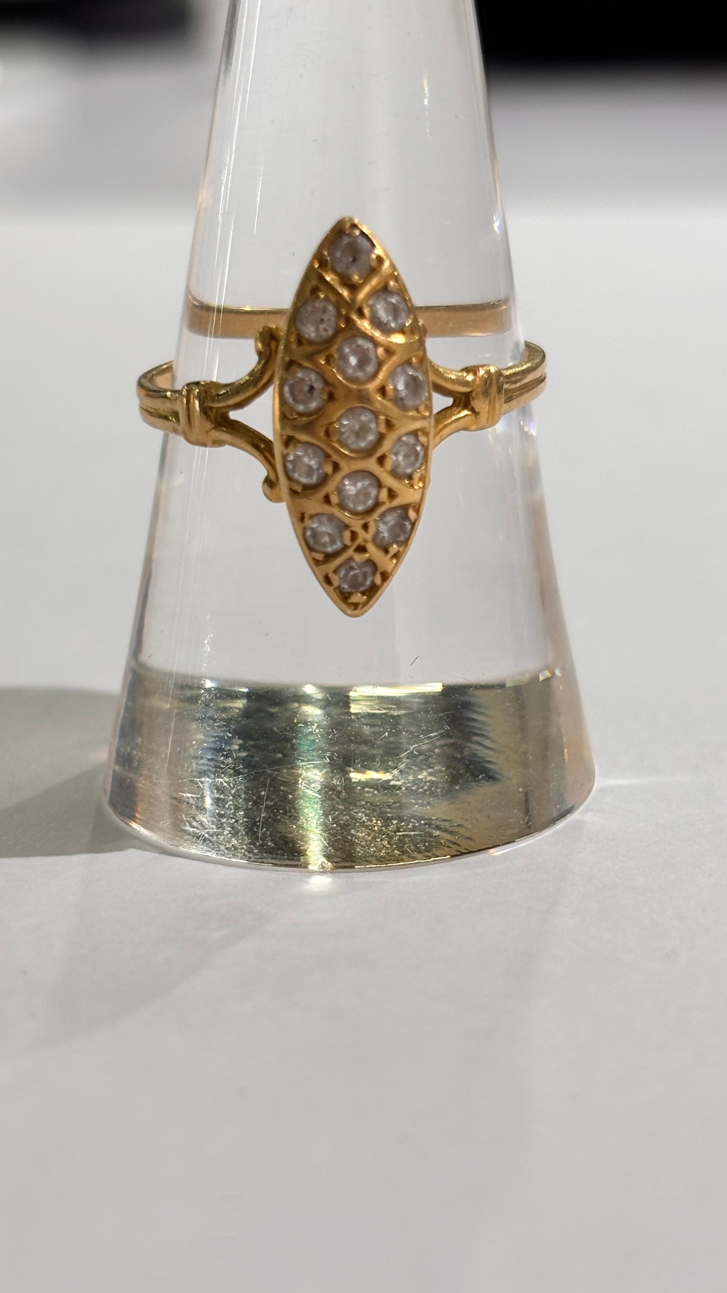 Bague Marquise Or Jaune 18 Carats 13 Oxyde Zirconium
