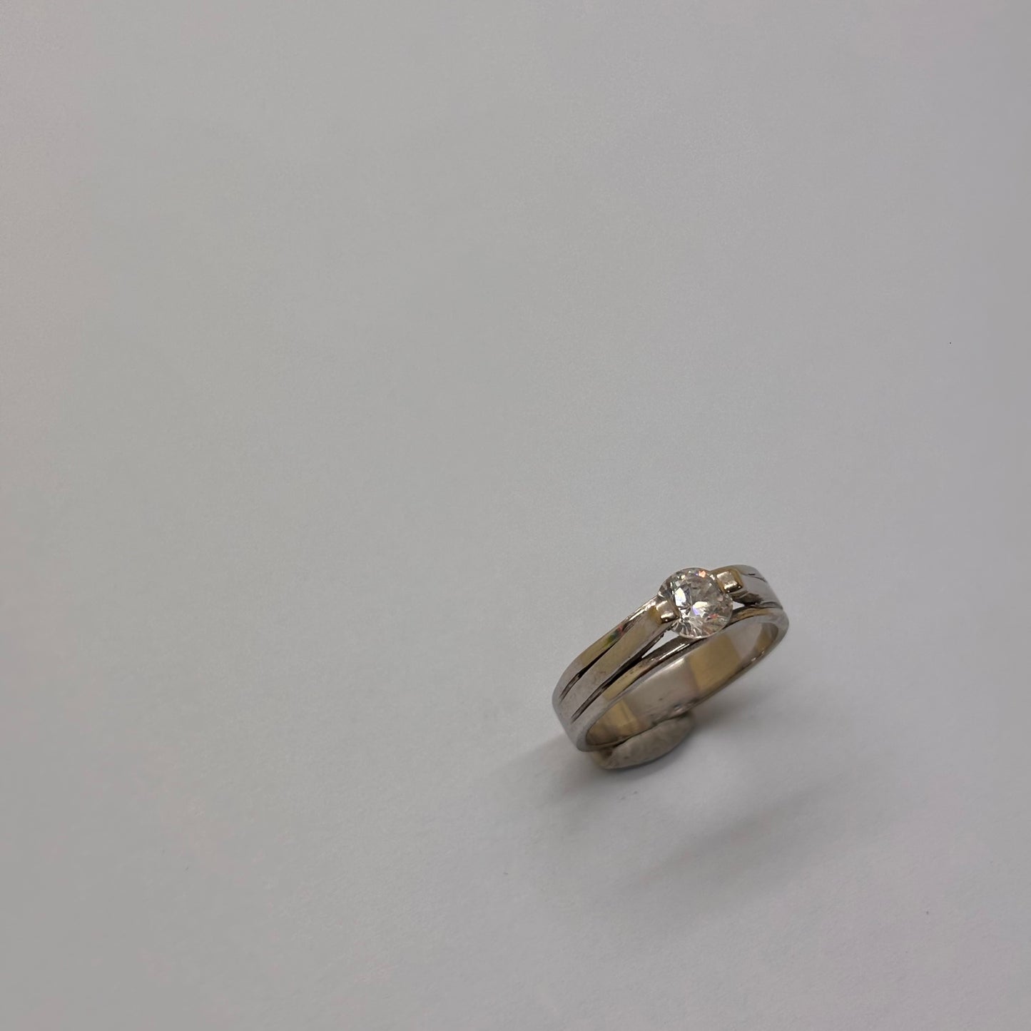 Solitaire en or blanc 18K Taille-48