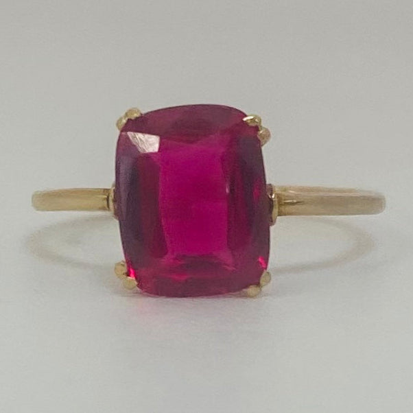 Bague or avec pierre rose