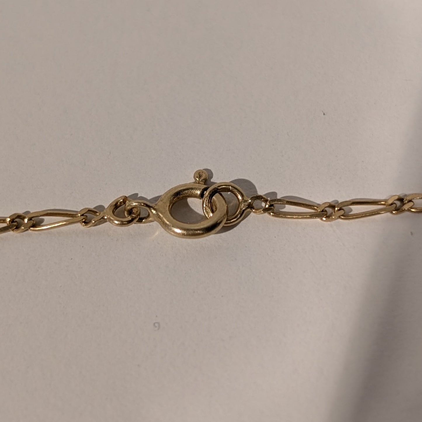Collier Ras du Cou en Or Jaune avec Perles Naturelles