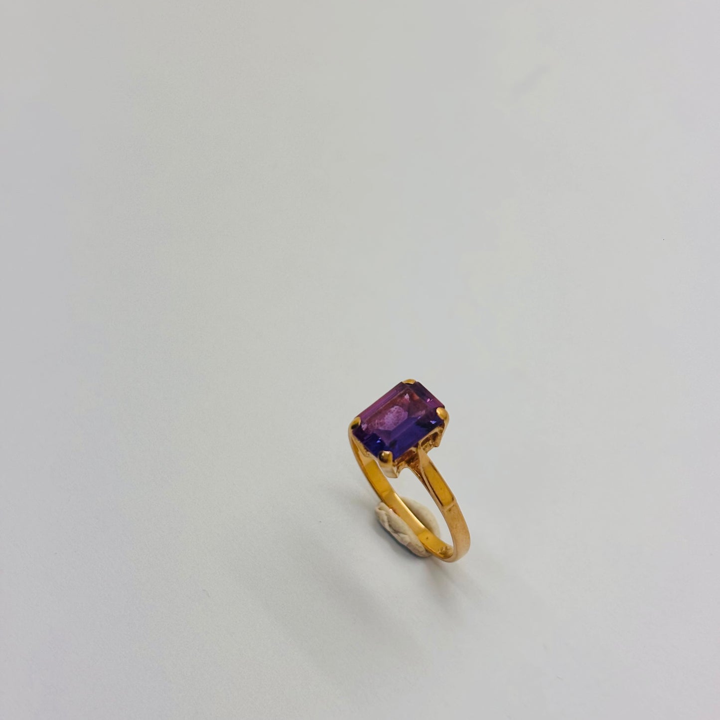 Bague en Or Jaune 18K avec améthyste unique 1.97 Grs - Taille 48