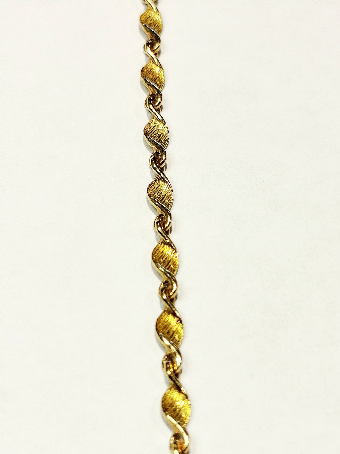 Collier Matinée Torsadé en Or Jaune 18 Carats - 17,16 Grs