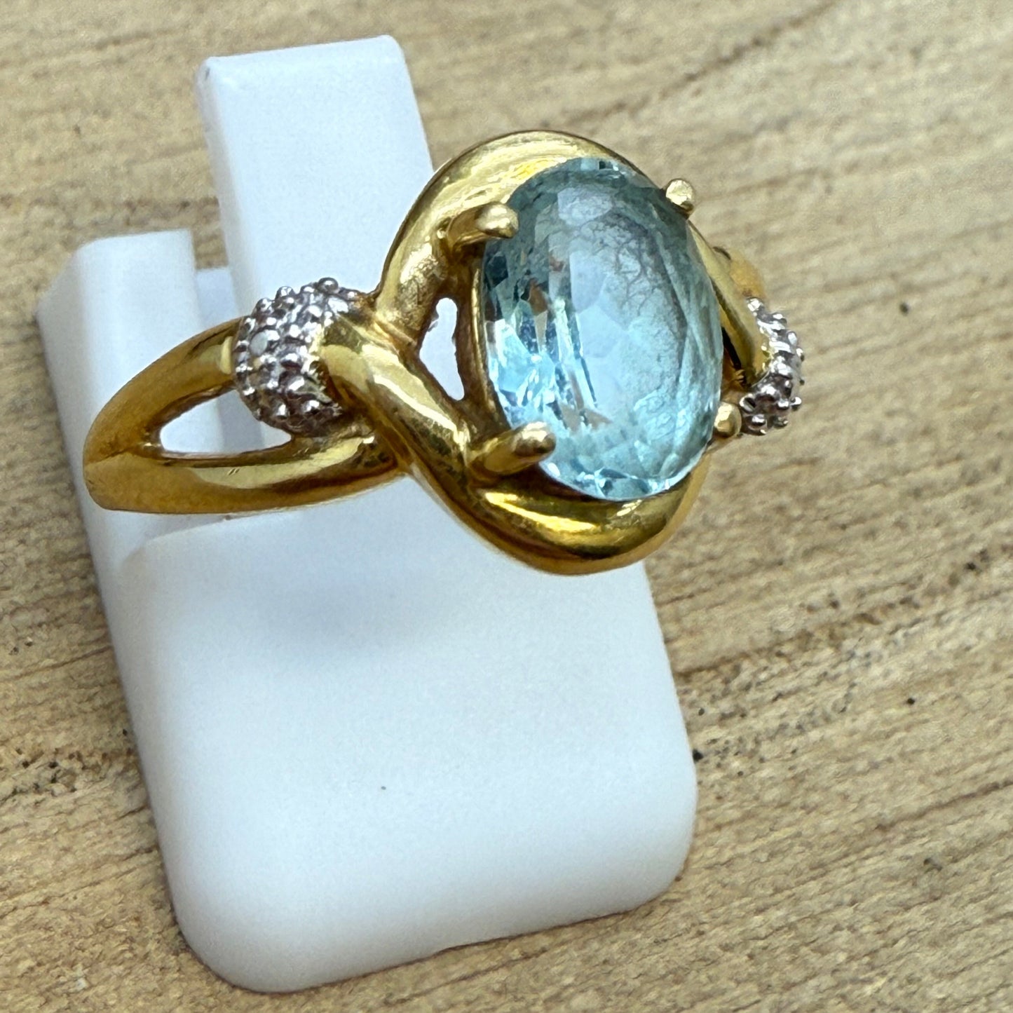 Bague en Or Jaune 18K avec Oxyde de Zirconium Bleu 2.5 Grs - Taille 54