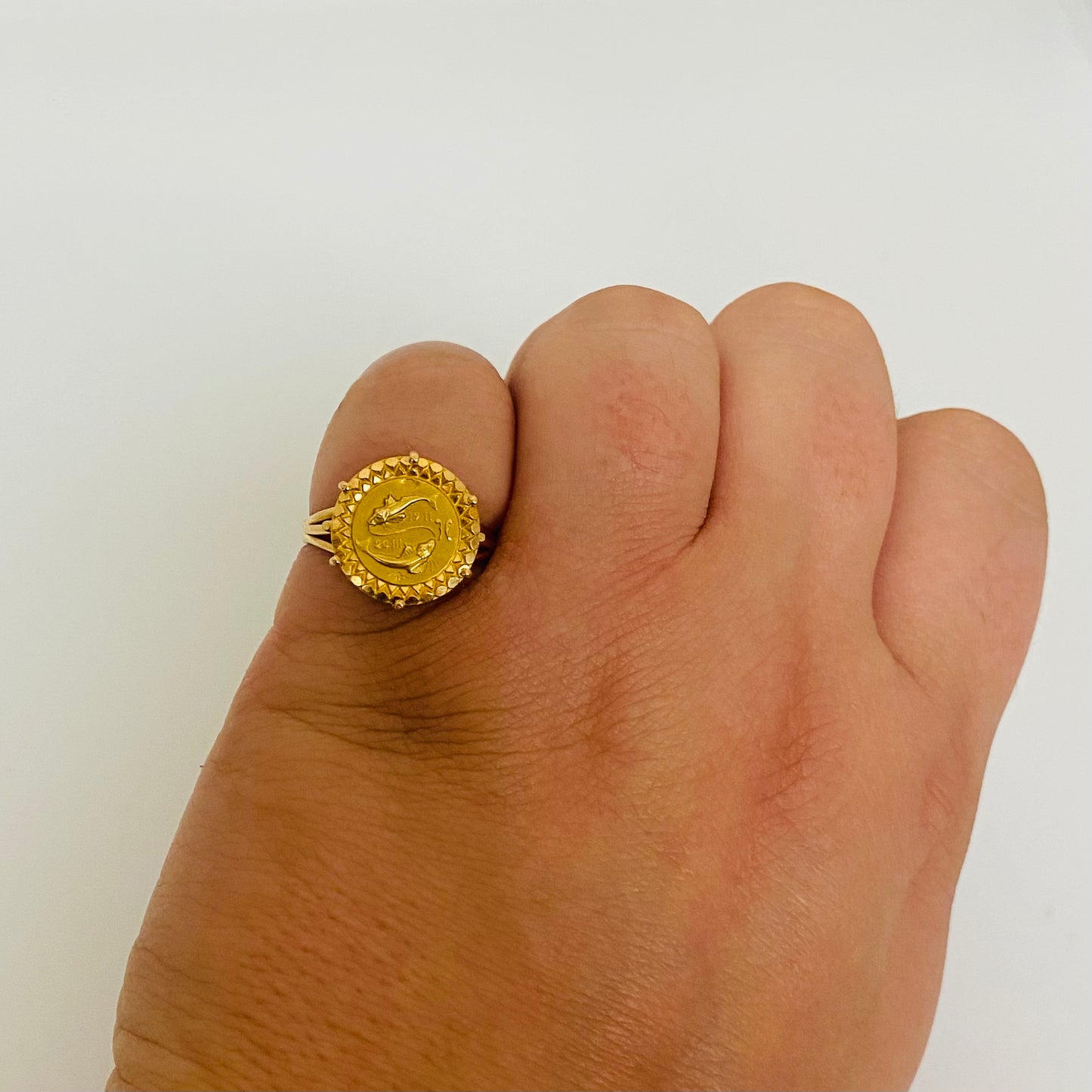 Bagues Signe Astrologique en Or Jaune 22K Taille-53