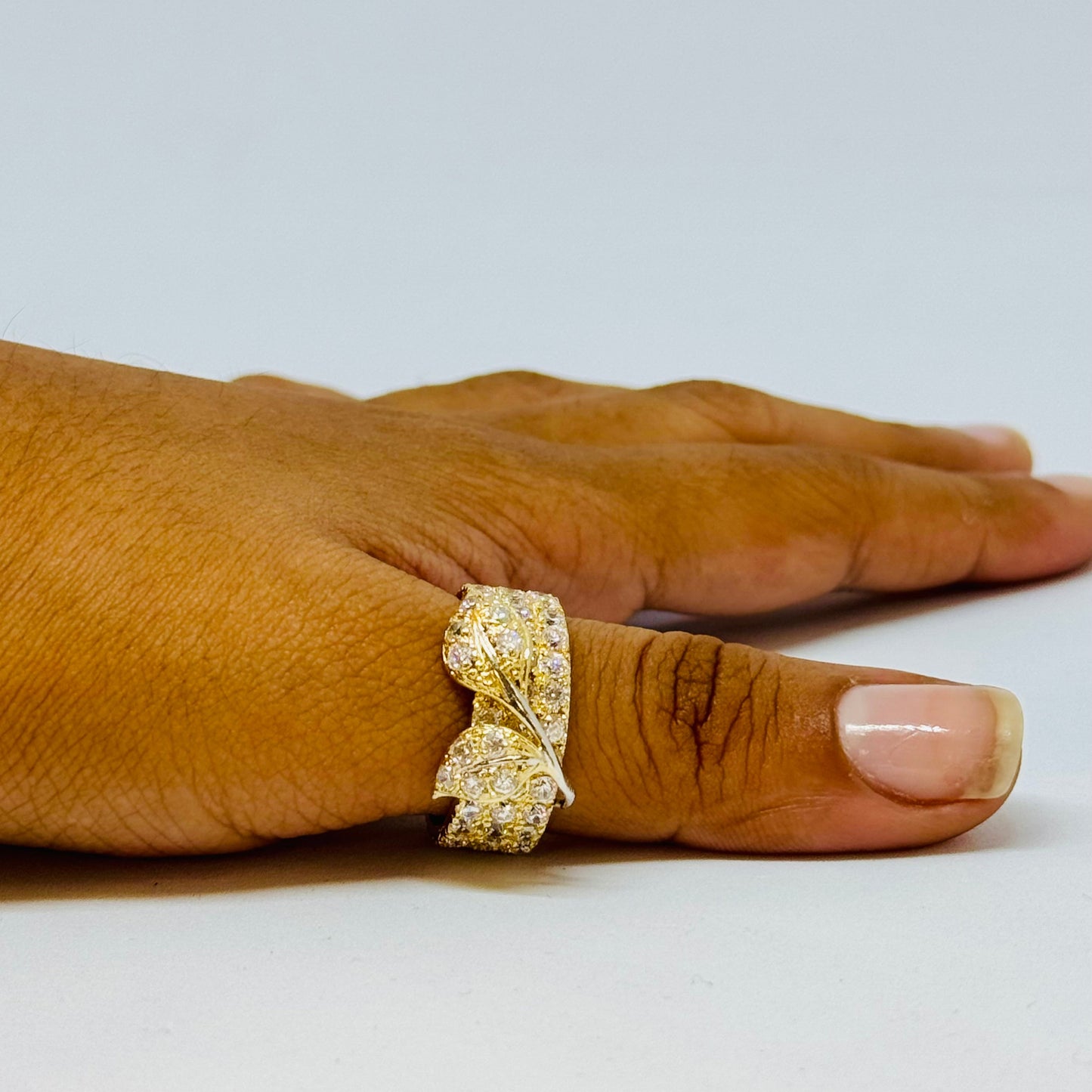 Bague Jonc Or Jaune 18K avec Oxyde de Zirconium
