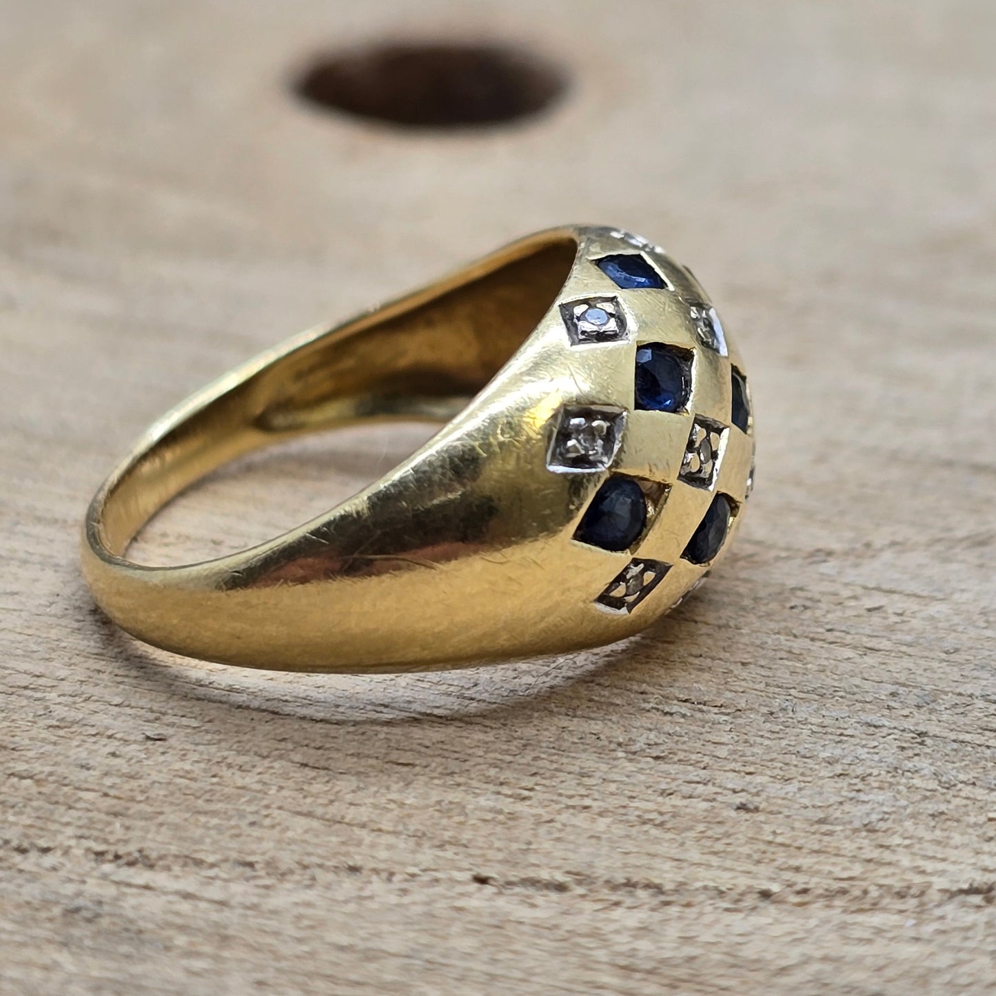 Bague en or jaune 18K avec diamants et pierres bleues - 4.78 Grs
