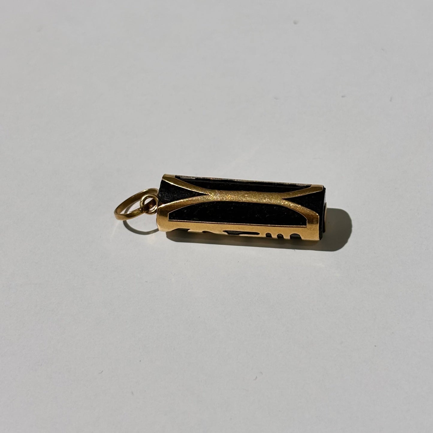 Pendentif Symbole Or Jaune 18K