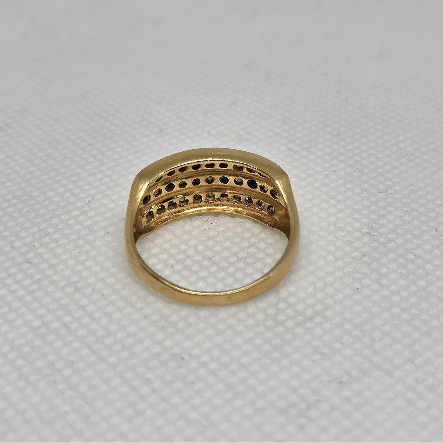 Bagues en or jaune avec saphir et diamants Taille -52
