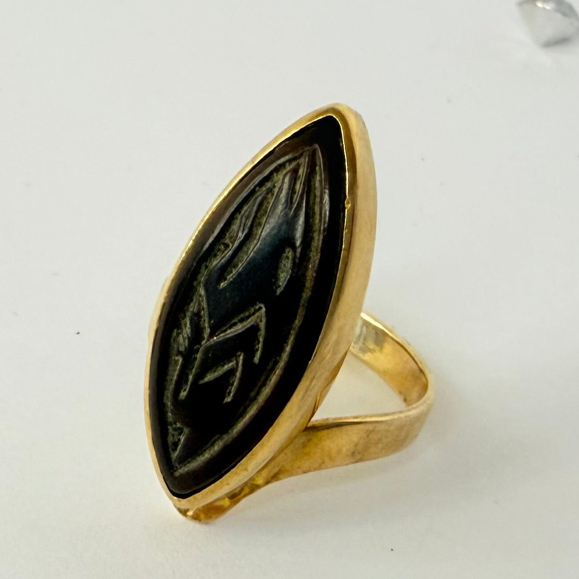 Bague en Or Jaune 18K avec Jeton