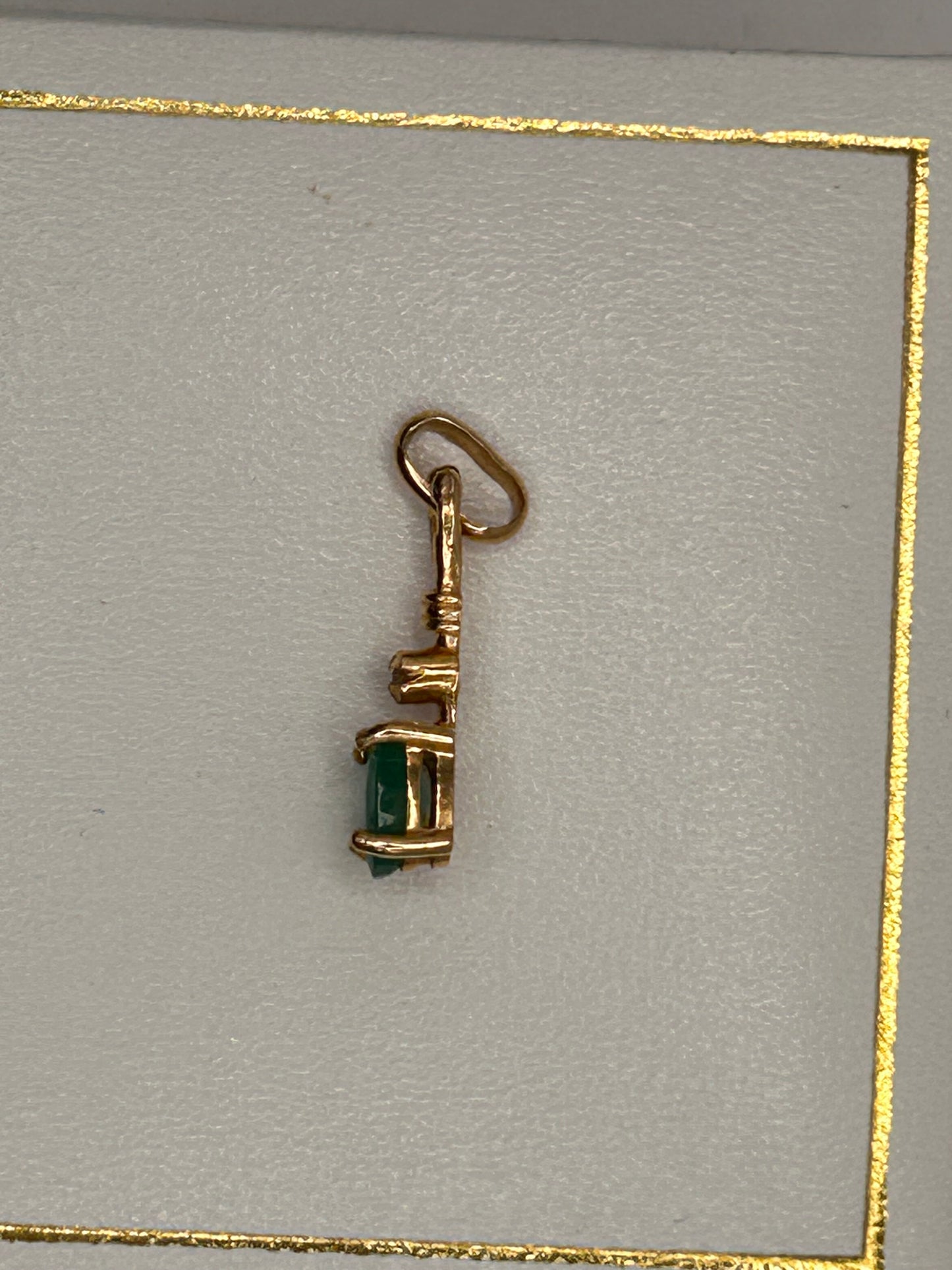 Parure Pendentif et Boucles d'Oreilles Or 18K Diamants et Émeraude