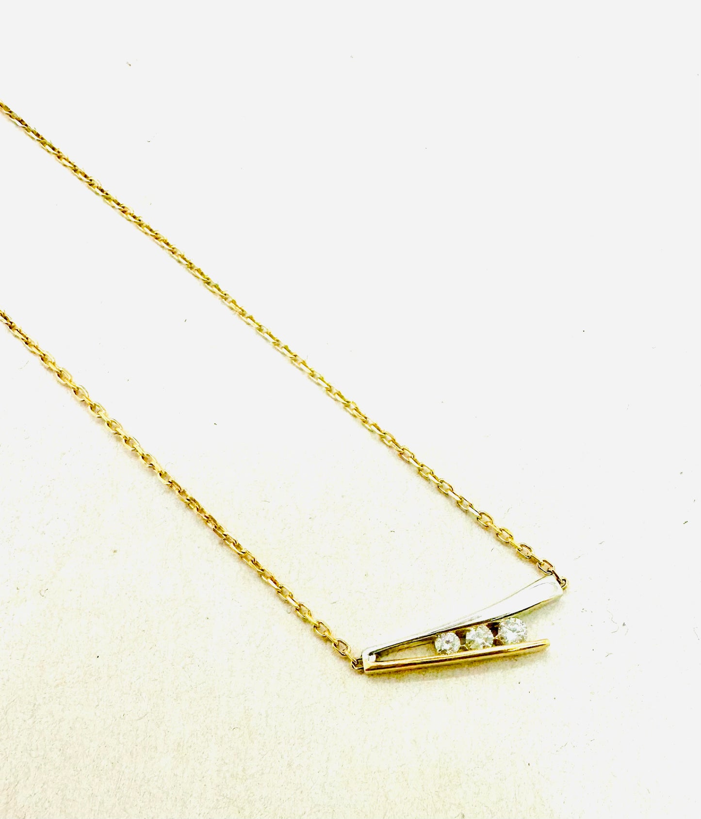 Collier Princesse en Or Blanc 18 Carats avec Diamants