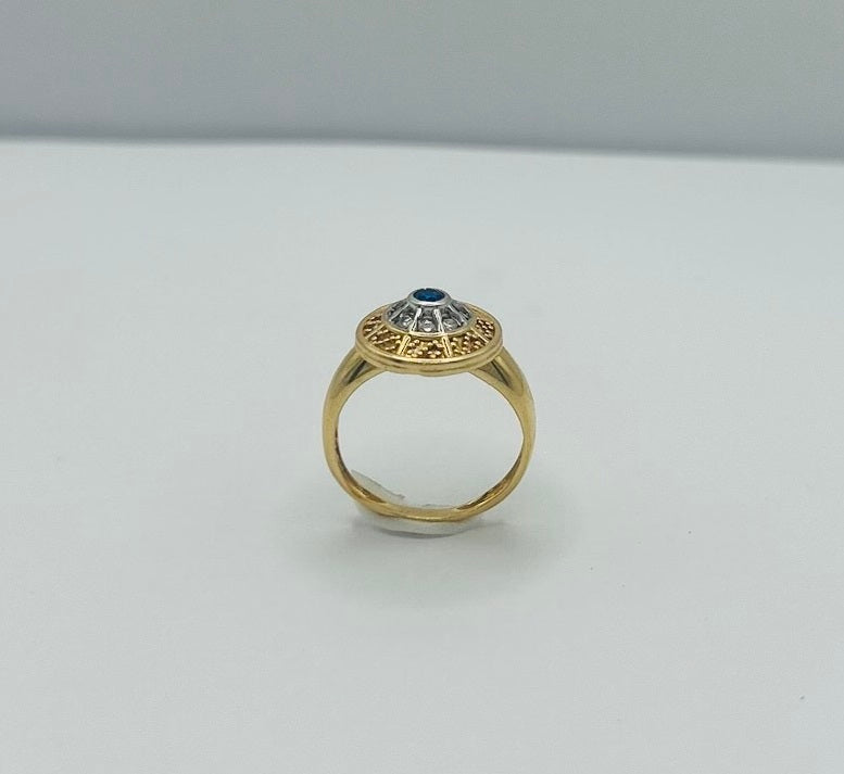 Bague en Or Jaune avec Pierre Bleue et Oxyde de Zirconium