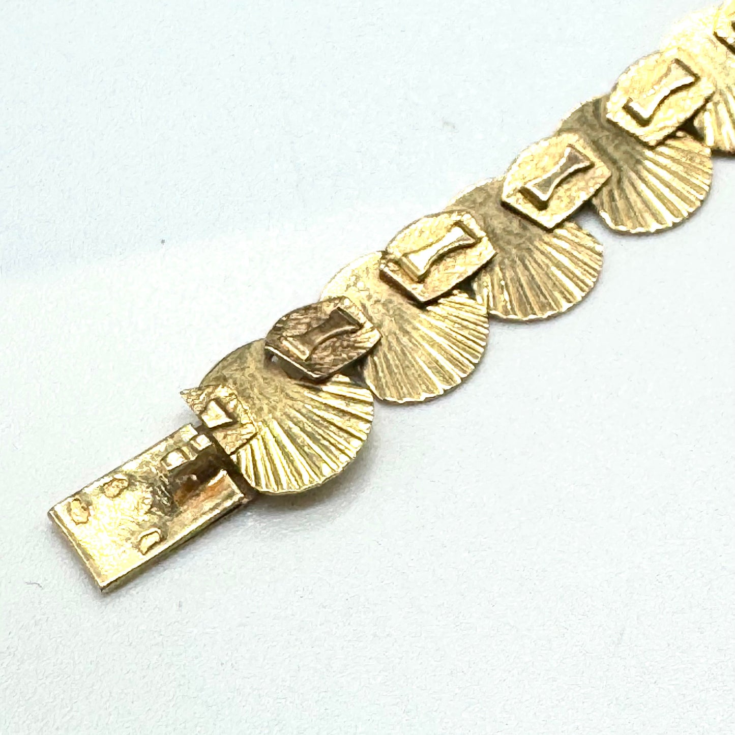 Collier Ras-du-Cou en Or Jaune 18 Carats et Maille Coquille Longueur -43,5