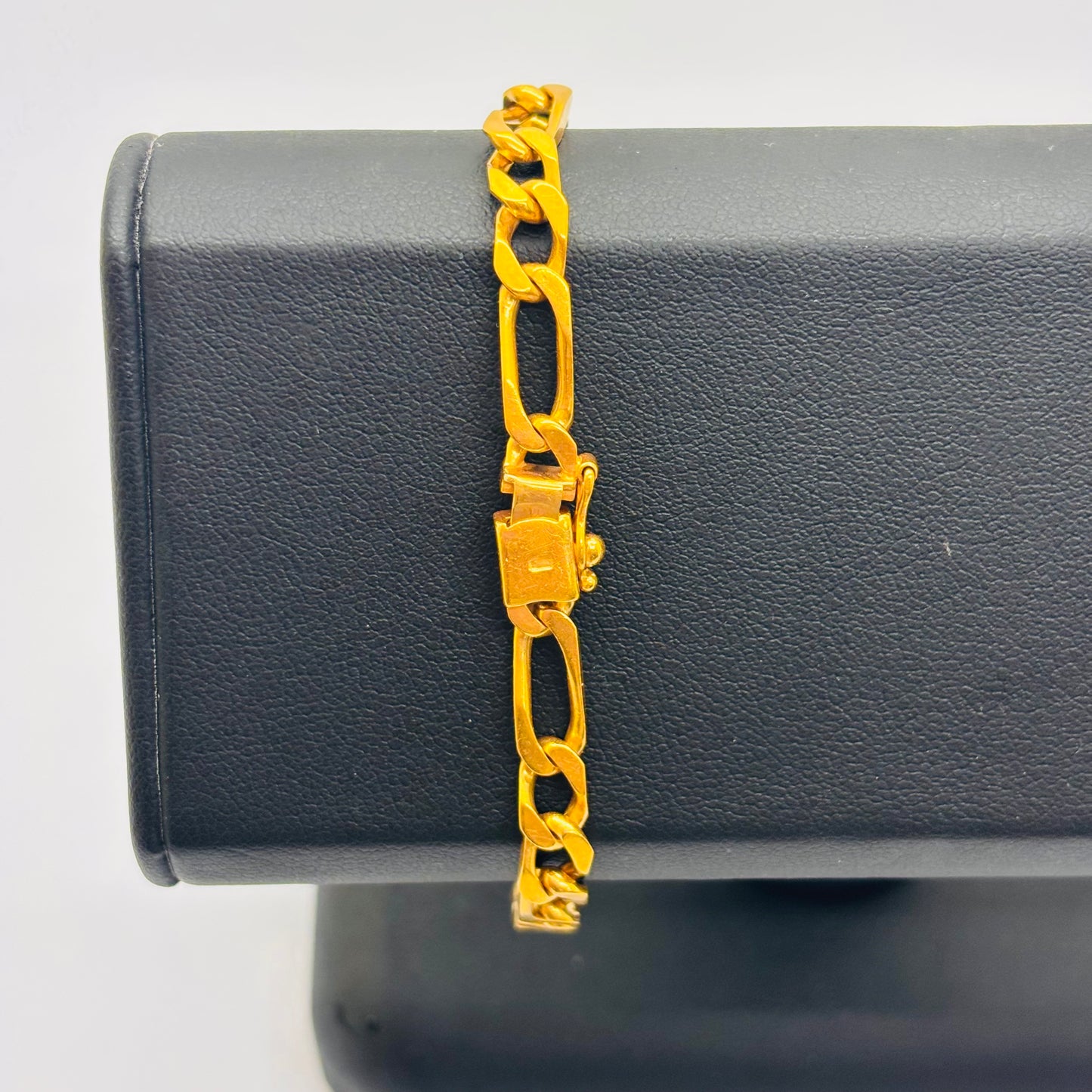 Bracelet gourmette en or jaune 18K 15.30 Grs