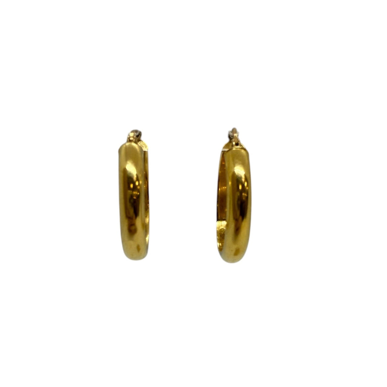 Boucles d'oreilles créoles en or jaune 18K