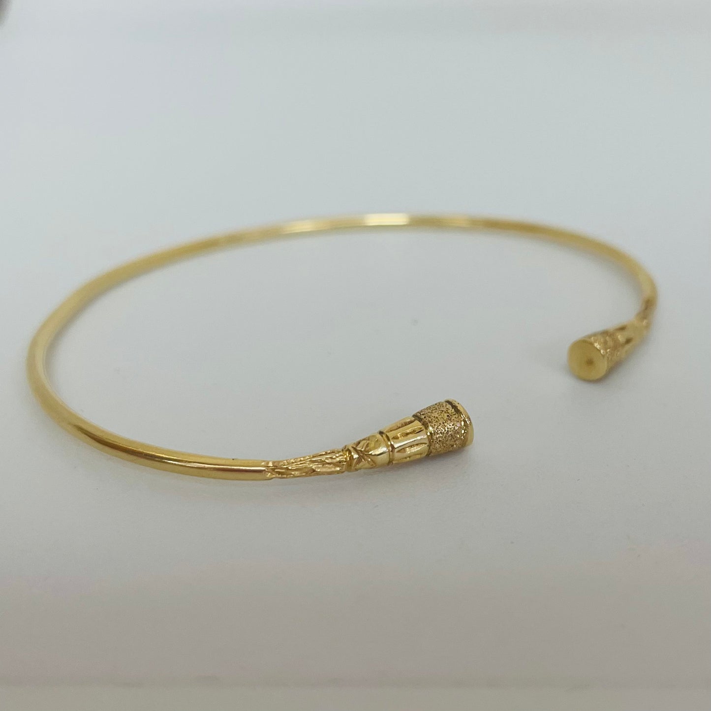 Bracelet Jonc Malgache en Or Jaune 18K
