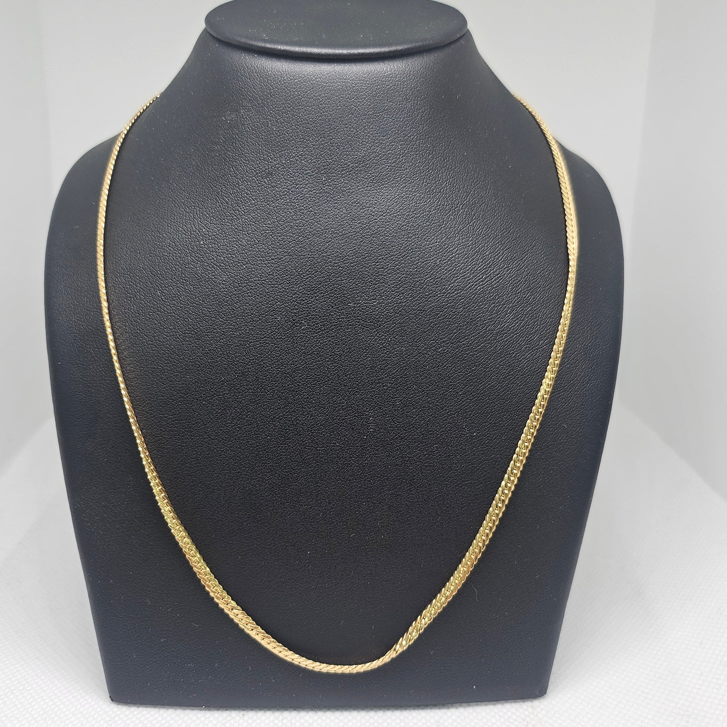 Collier en Or Jaune18 Carats Longueur - 44 cm