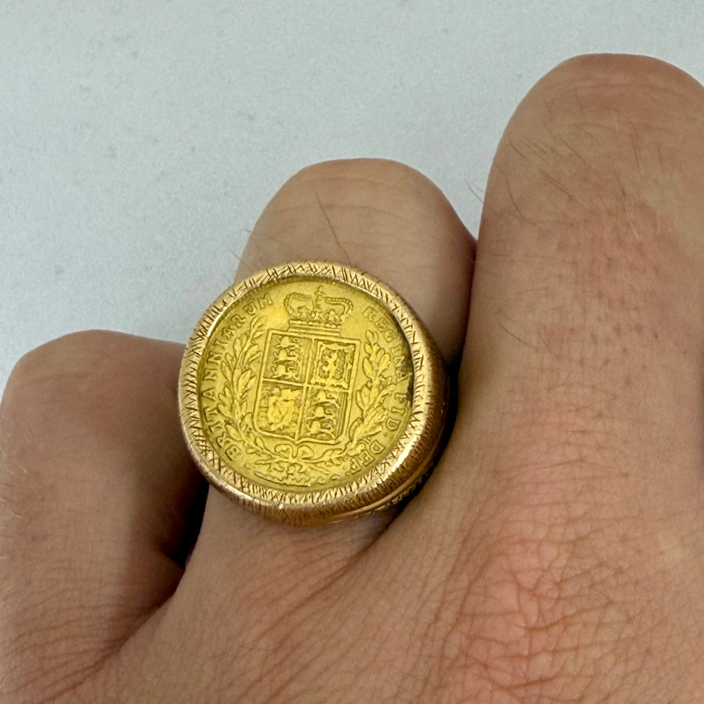 Chevalière en or jaune 18K Taille-59