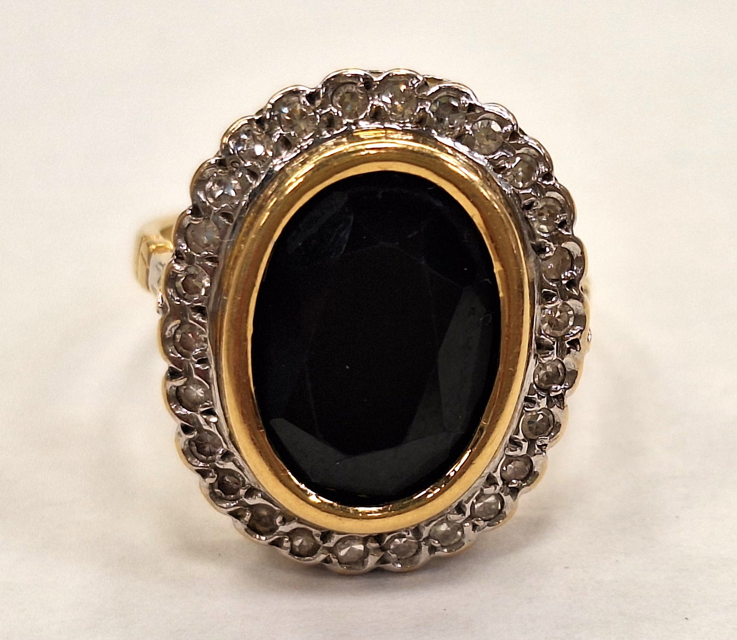 Bague Pompadour Vintage en Or Jaune 18K avec Saphir et Diamants