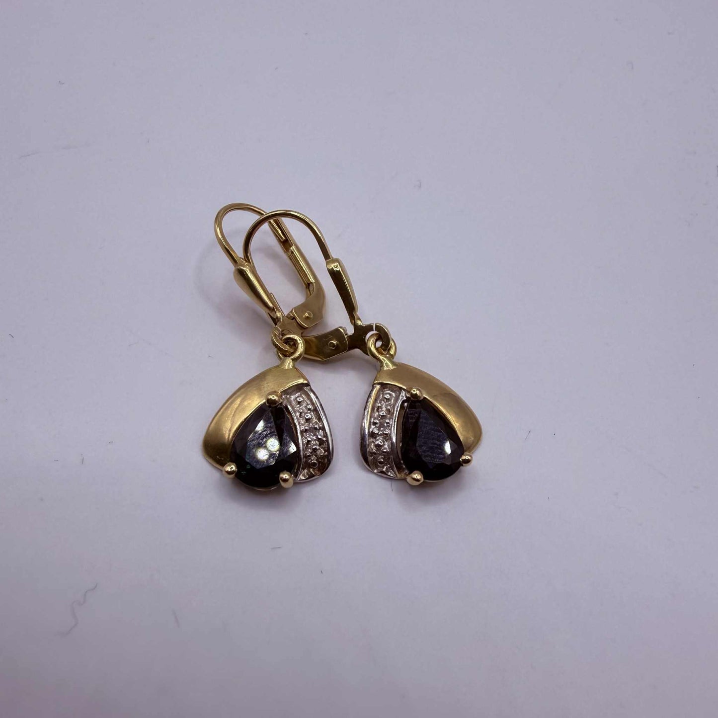 Boucles d'oreilles Dormeuses Or Jaune 18K 2.56 Grs