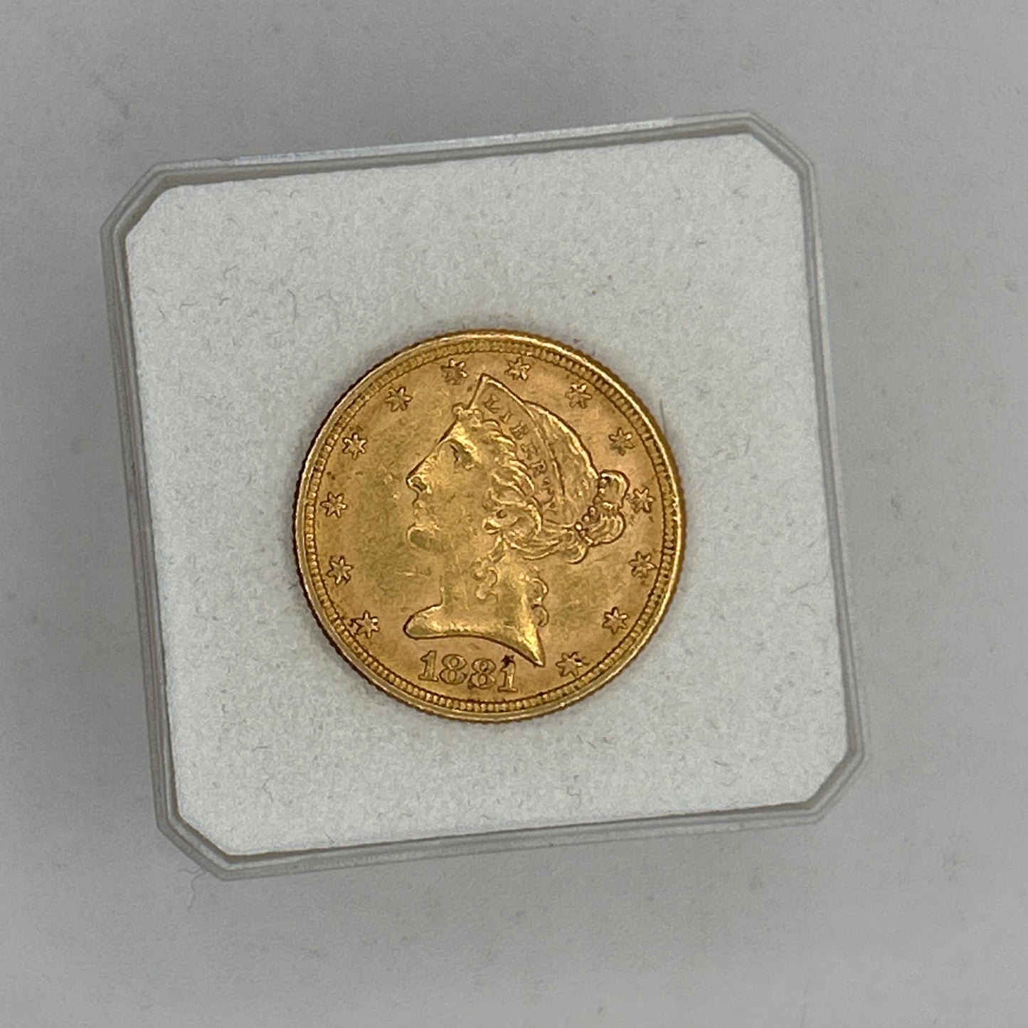 Pièce rare en or 5 Dollars US de 1881