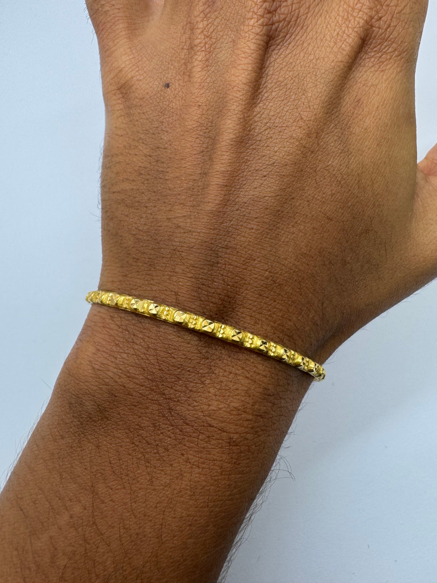 Bracelet Jonc Indien en Or Jaune 18K - Tête d'aigle