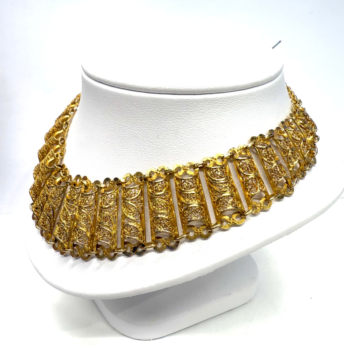 Collier Ras du Cou en Or Jaune 18k 42.78 Grs
