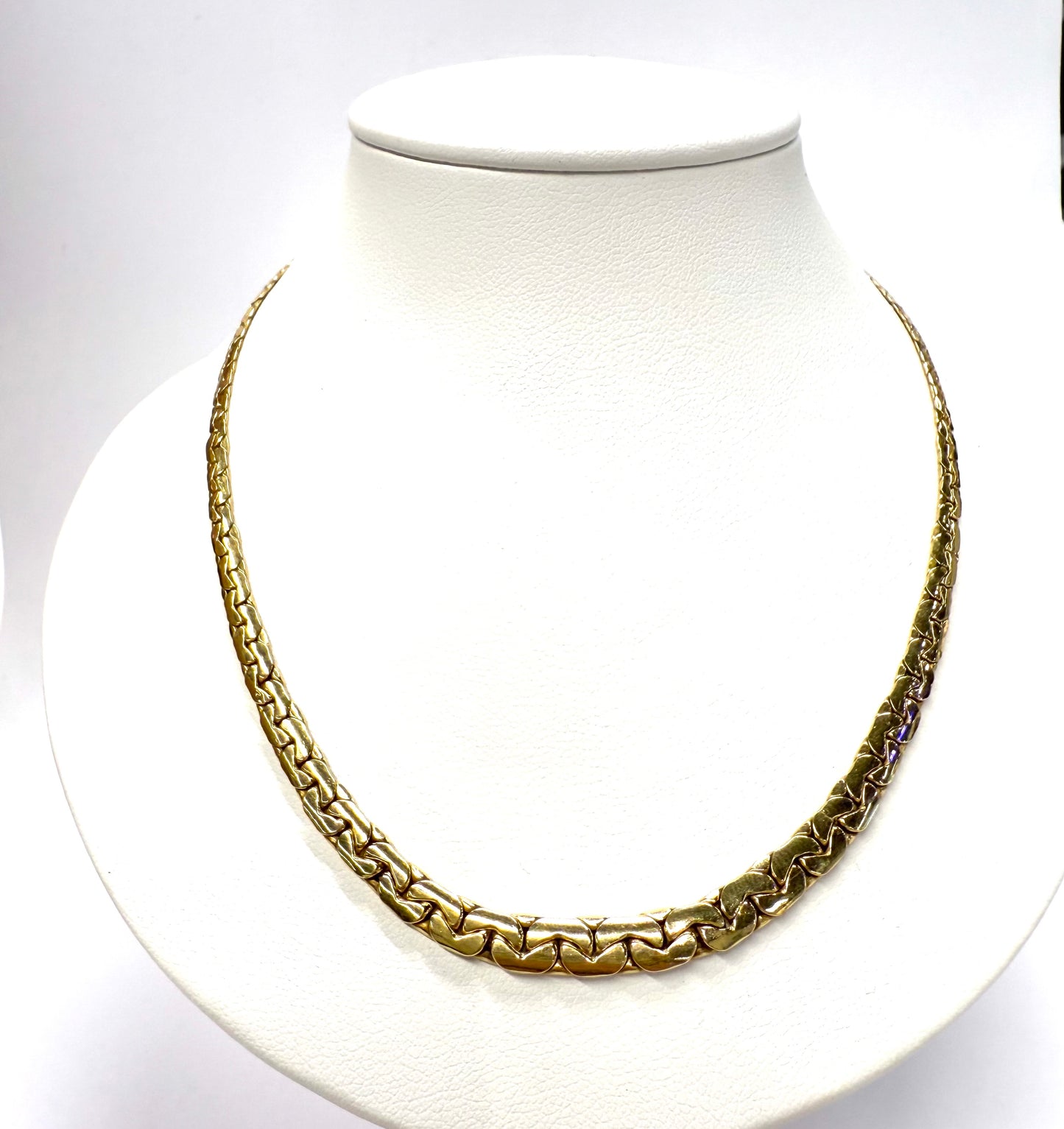 Collier Ras du Cou Or Jaune Maille Haricot 18k