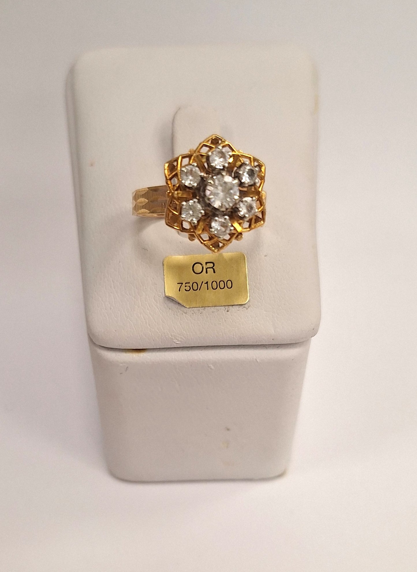Bague Chou Or Jaune 18 Carats avec Topazes Naturelles