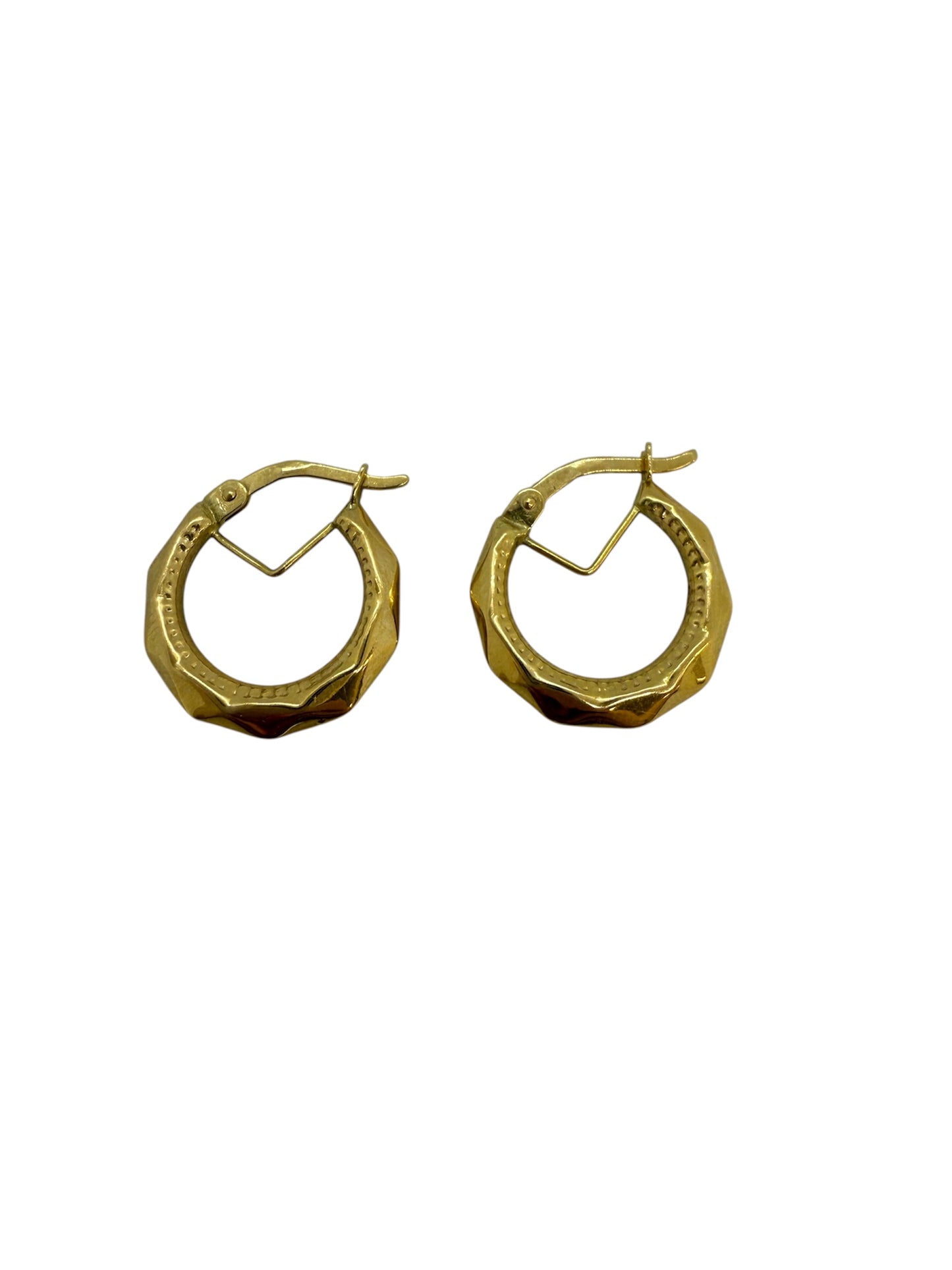 Boucles d'oreilles créoles en or jaune 18K 1.56 Grs