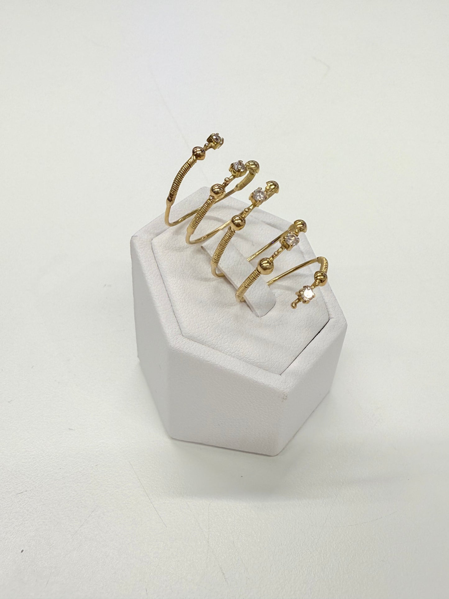 Bague en Or Jaune 18K avec Zirconiums T.54
