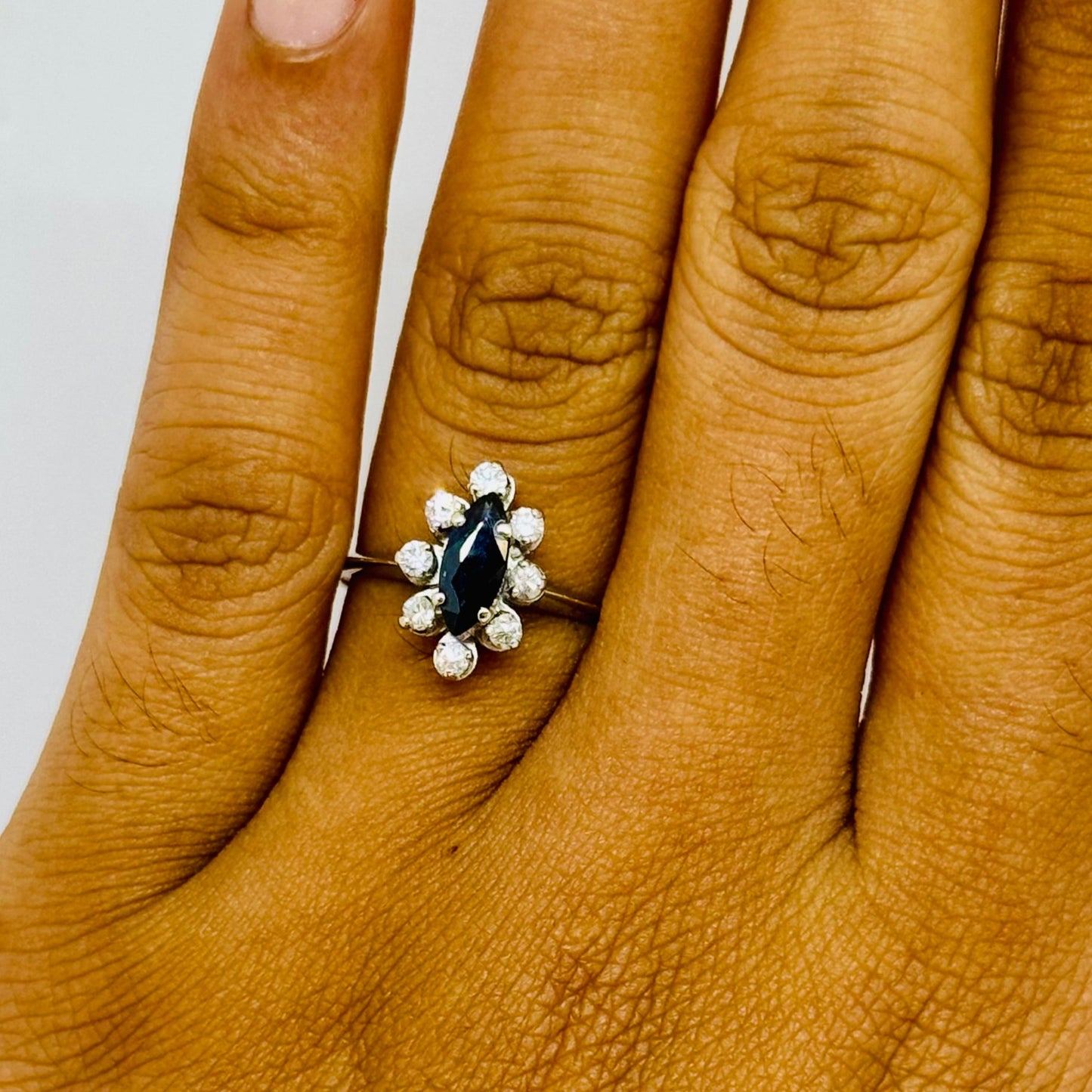 Bague Marguerite en Or Blanc et Oxyde de Zirconium