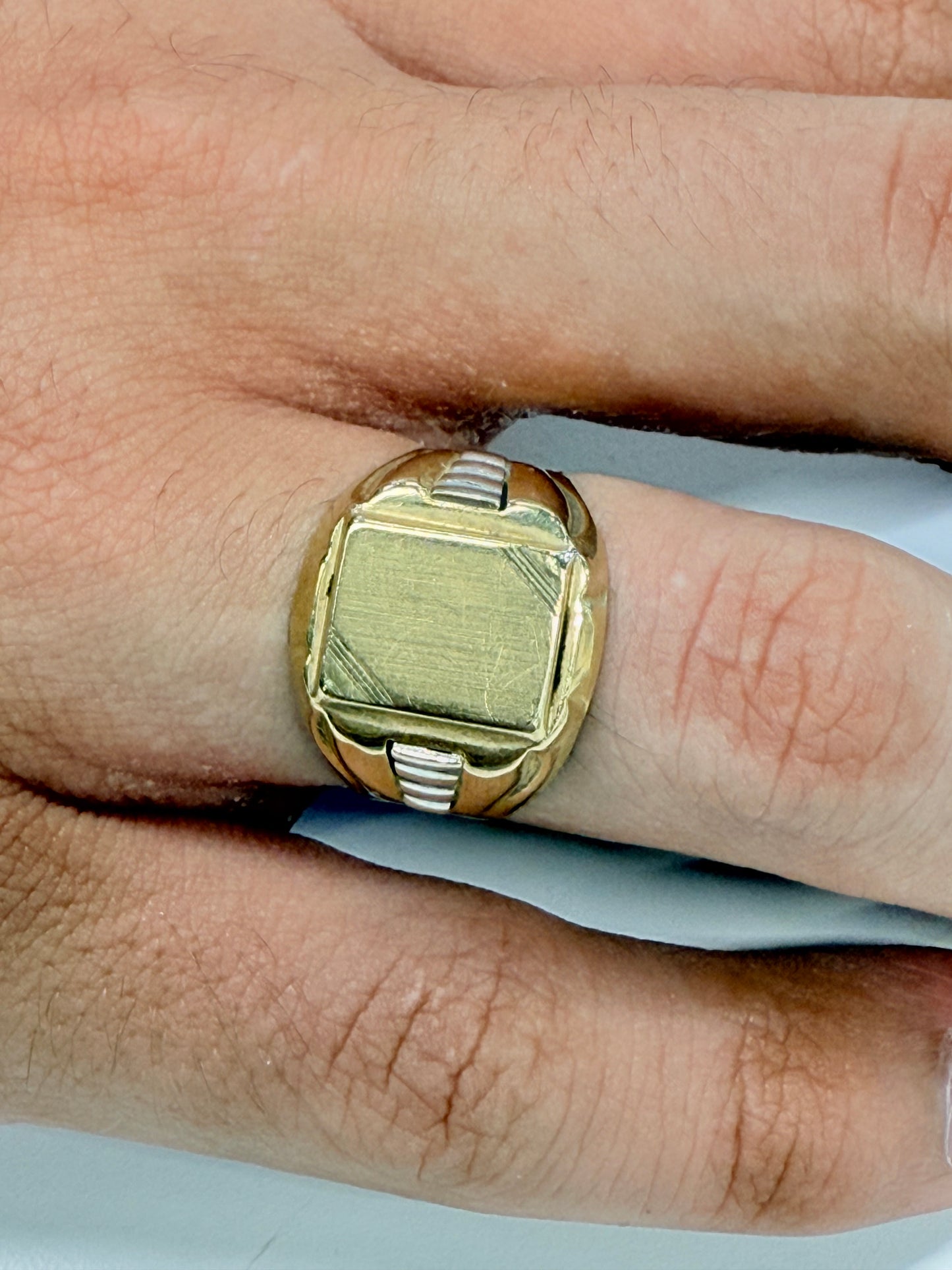 Chevalière en Or Jaune et Blanc 18k T61